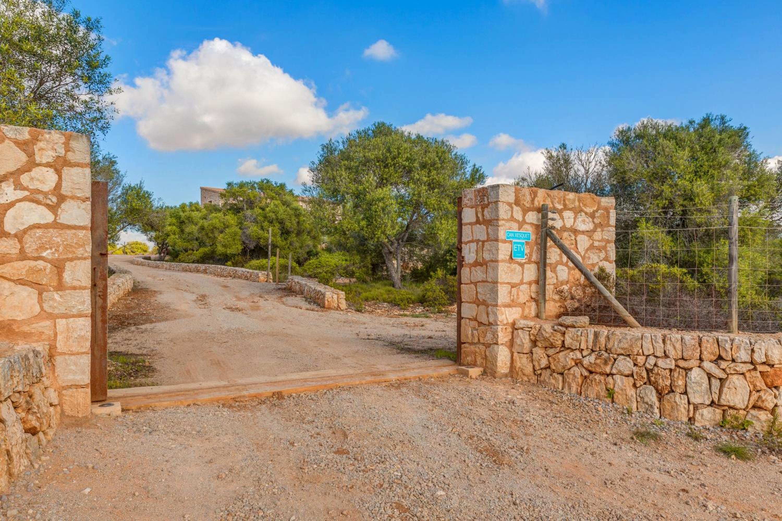 Ses Salines Vacations - Can Xesquet Comuna - Property Image 2