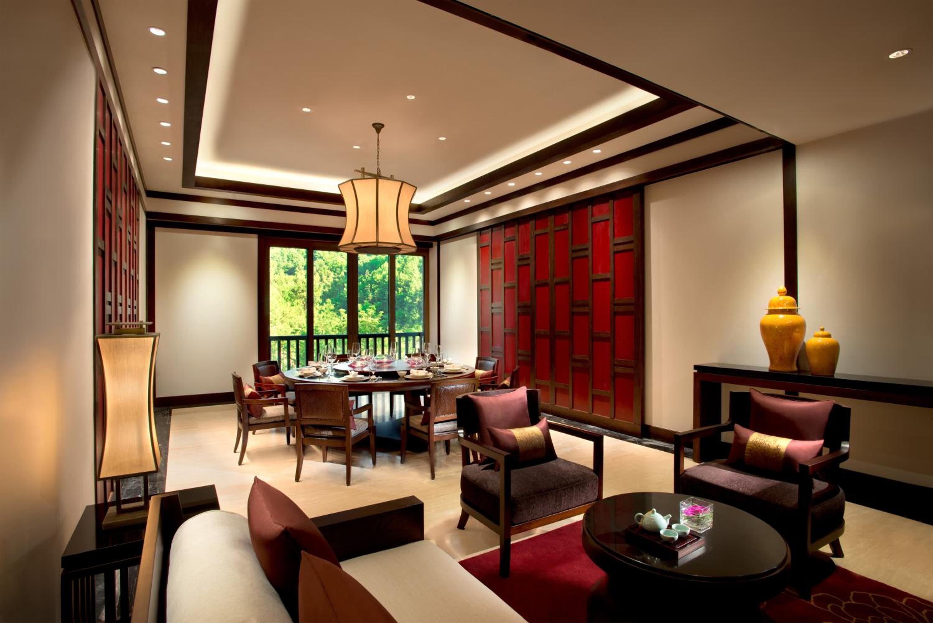 Banyan Tree Chongqing Beibei
