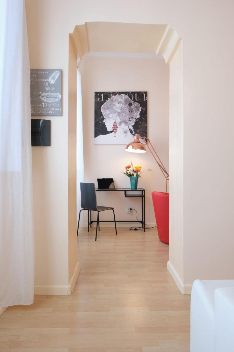 Cagliari Fine Apartments: Al Corso 39 view 3