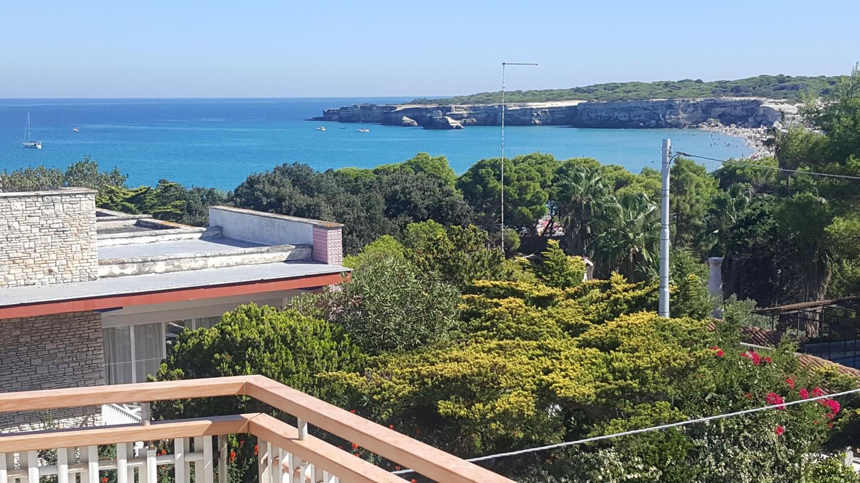 Torre dell'orso centralissima vista mare photo 2