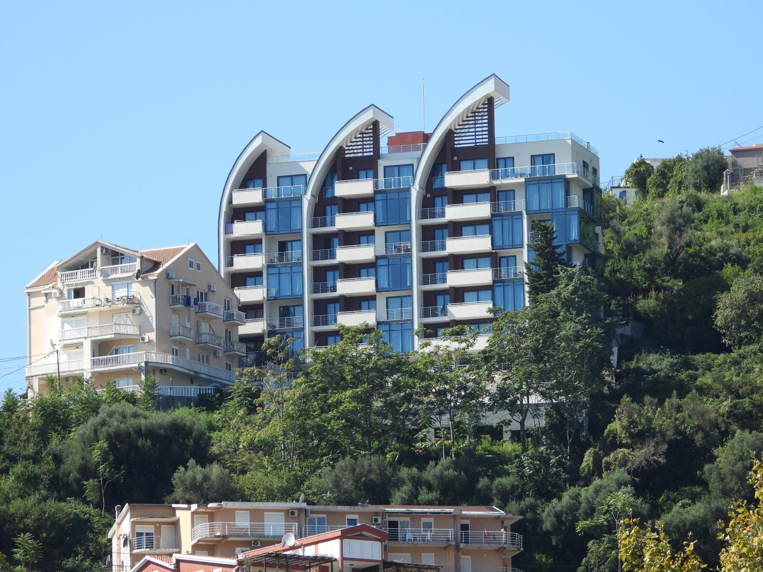 Apartments Aqua