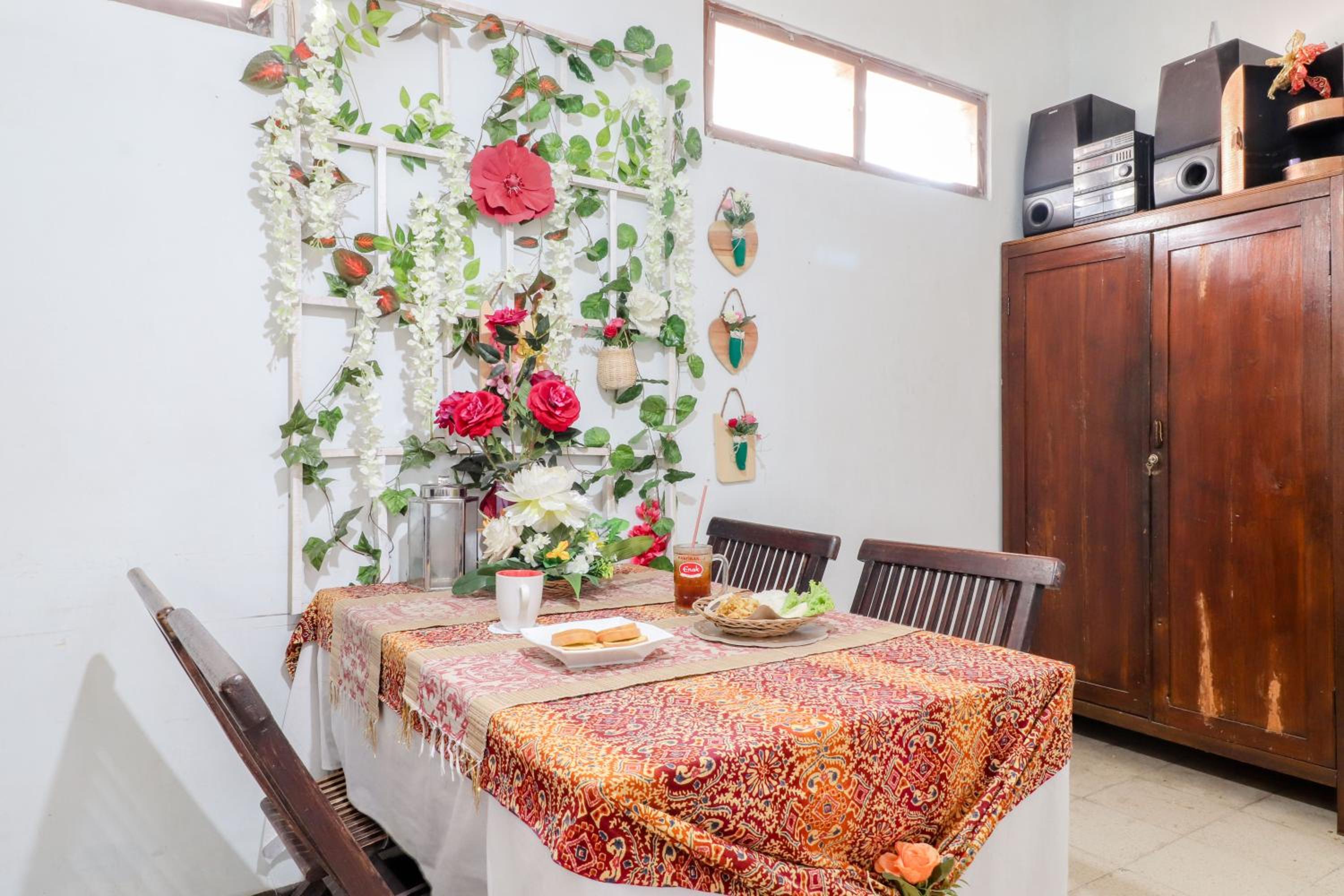 Adil Jaya Homestay view 4