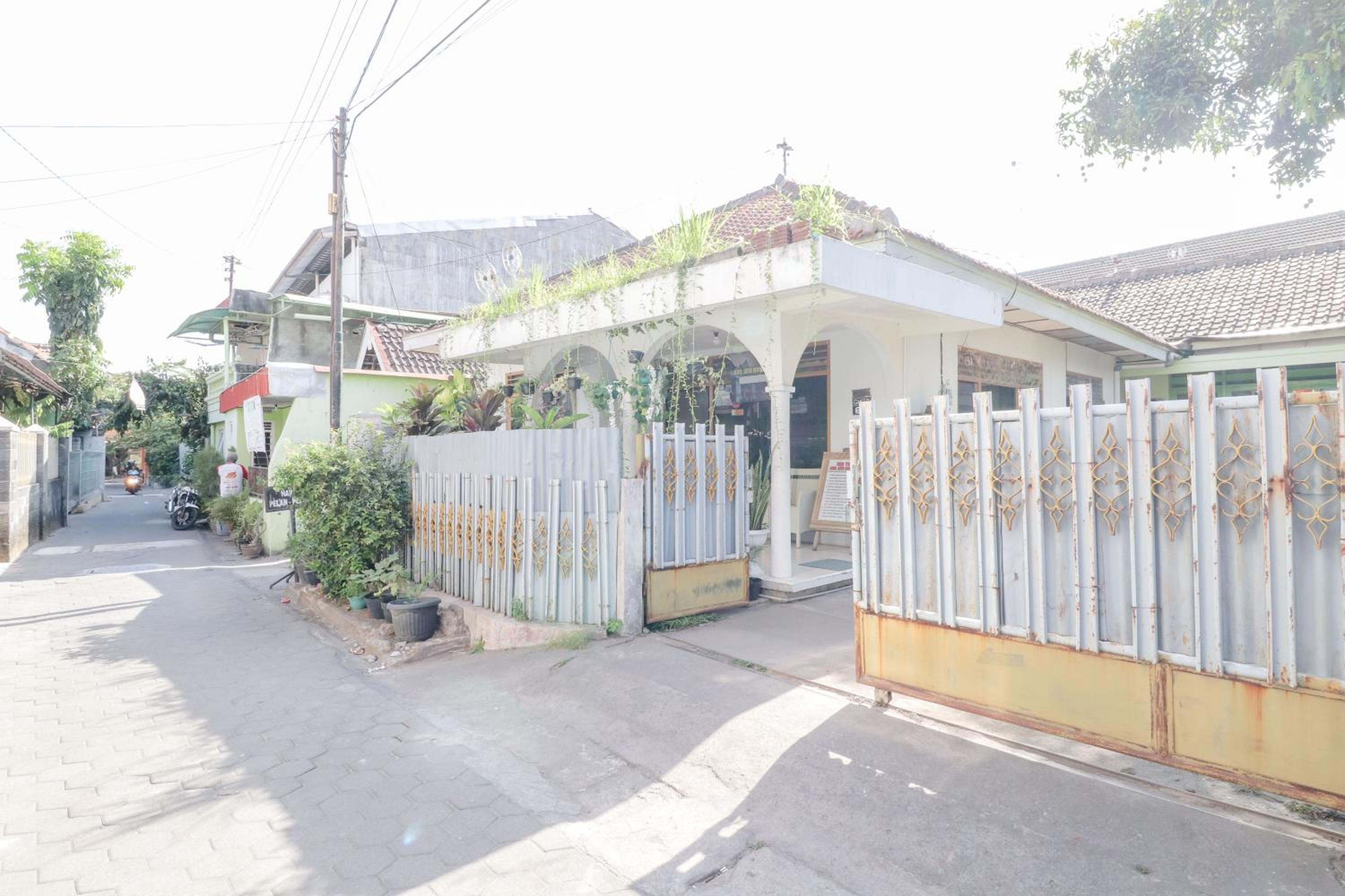 Adil Jaya Homestay view 3
