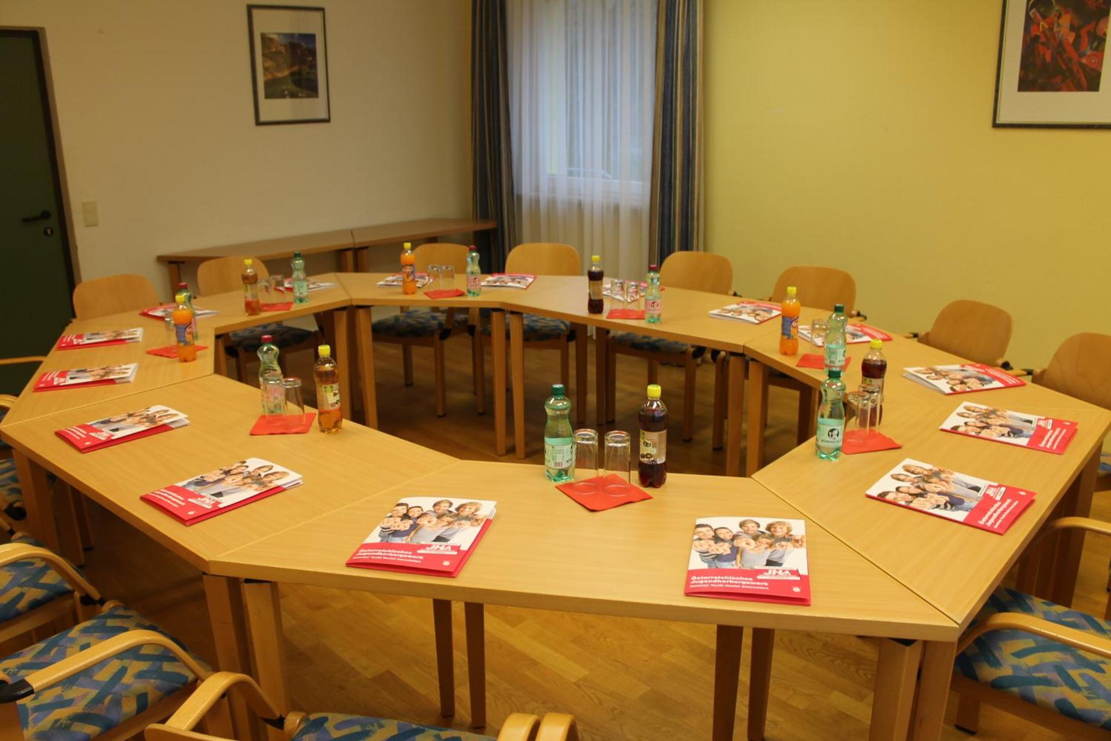 Eduard-Heinrich-Haus, Hostel