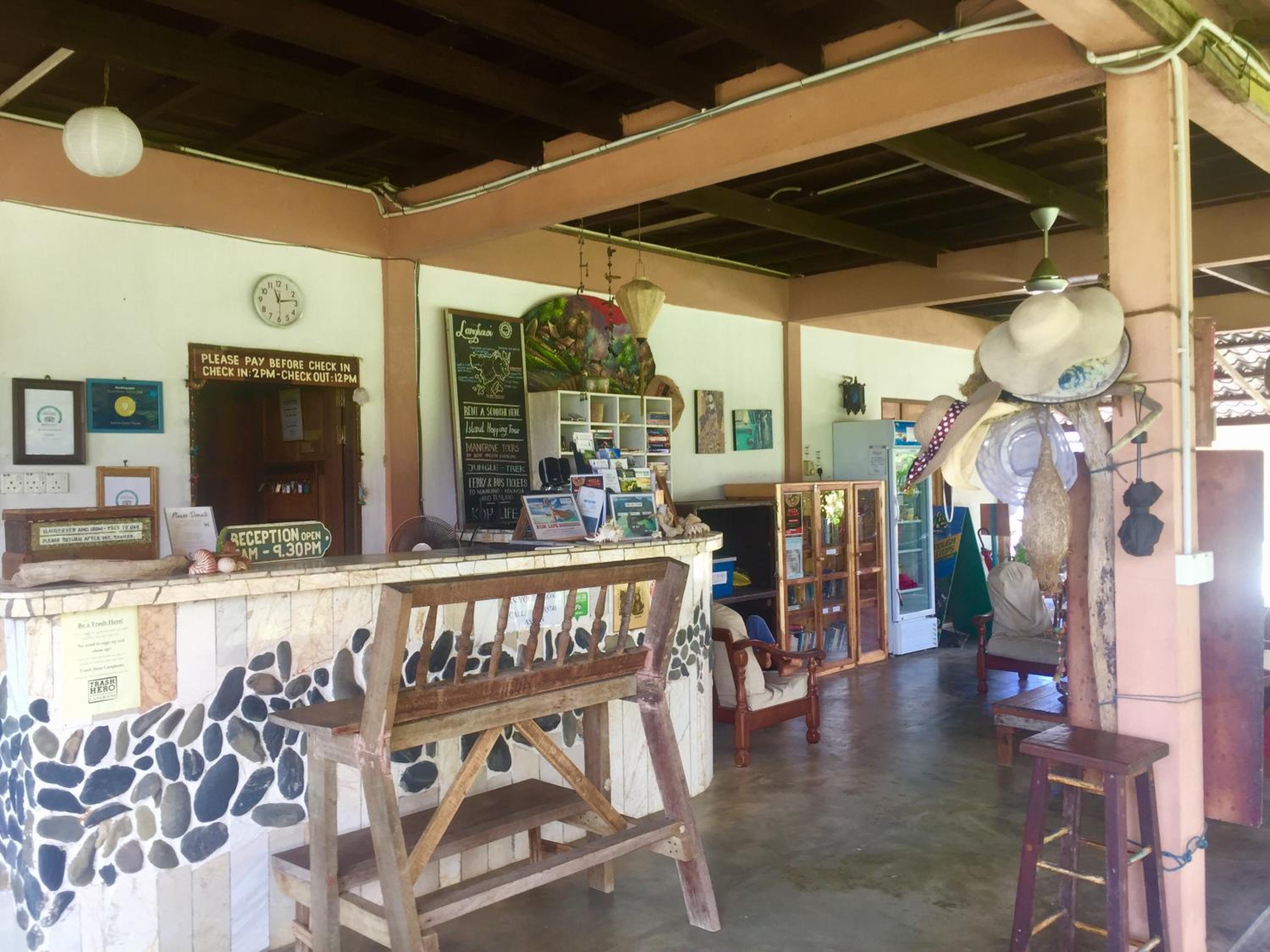 Kota Kinabalu Vacations - Soluna Guest House - Property Image 3