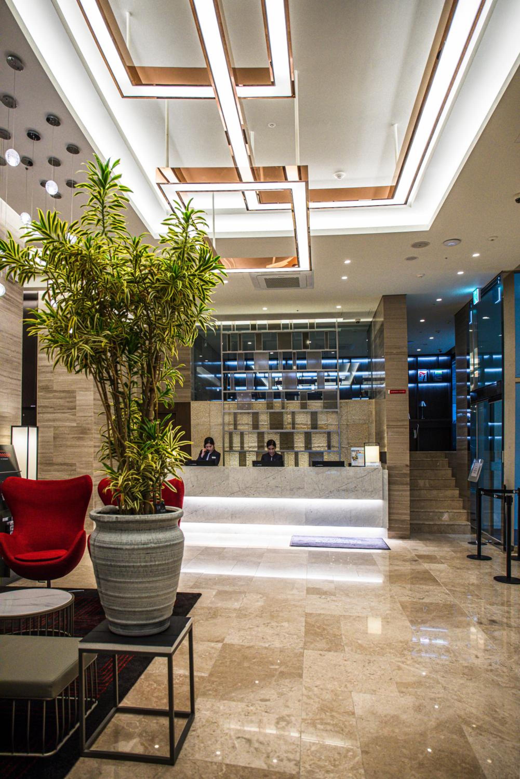 Ramada Encore by Wyndham Busan Station 9