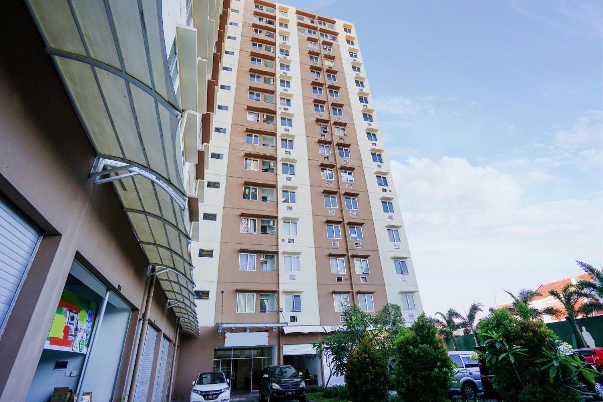hotel building