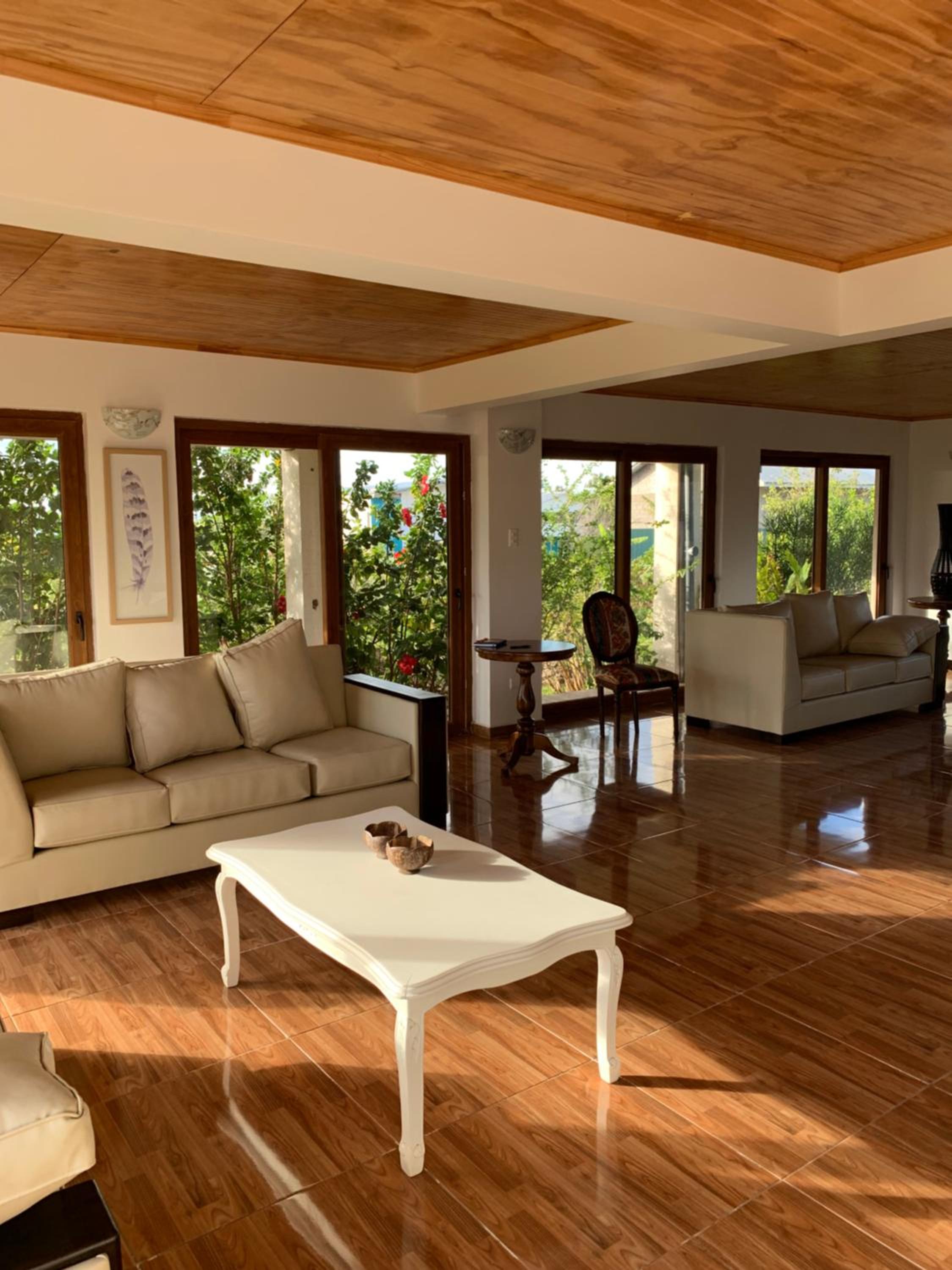 Teanehi Bed & Breakfast