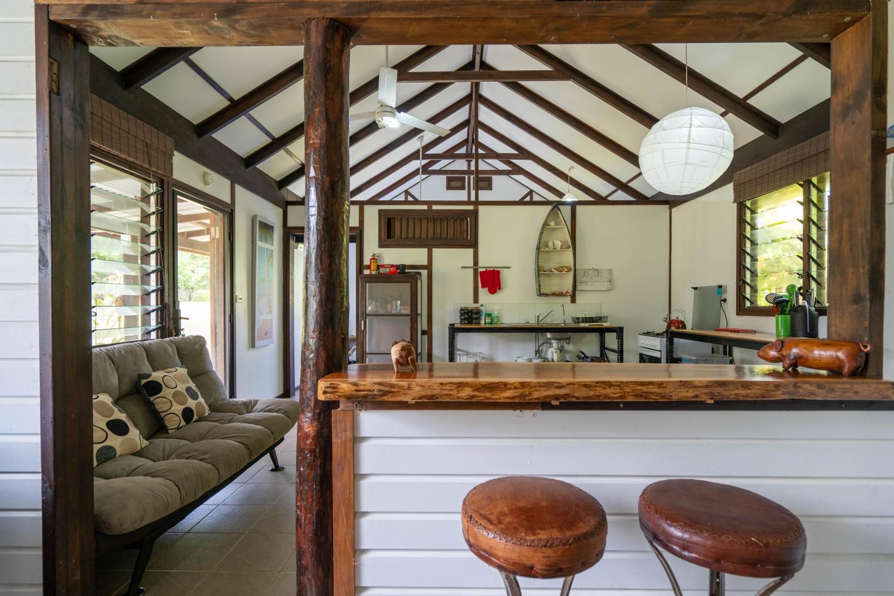 Island View Cottages