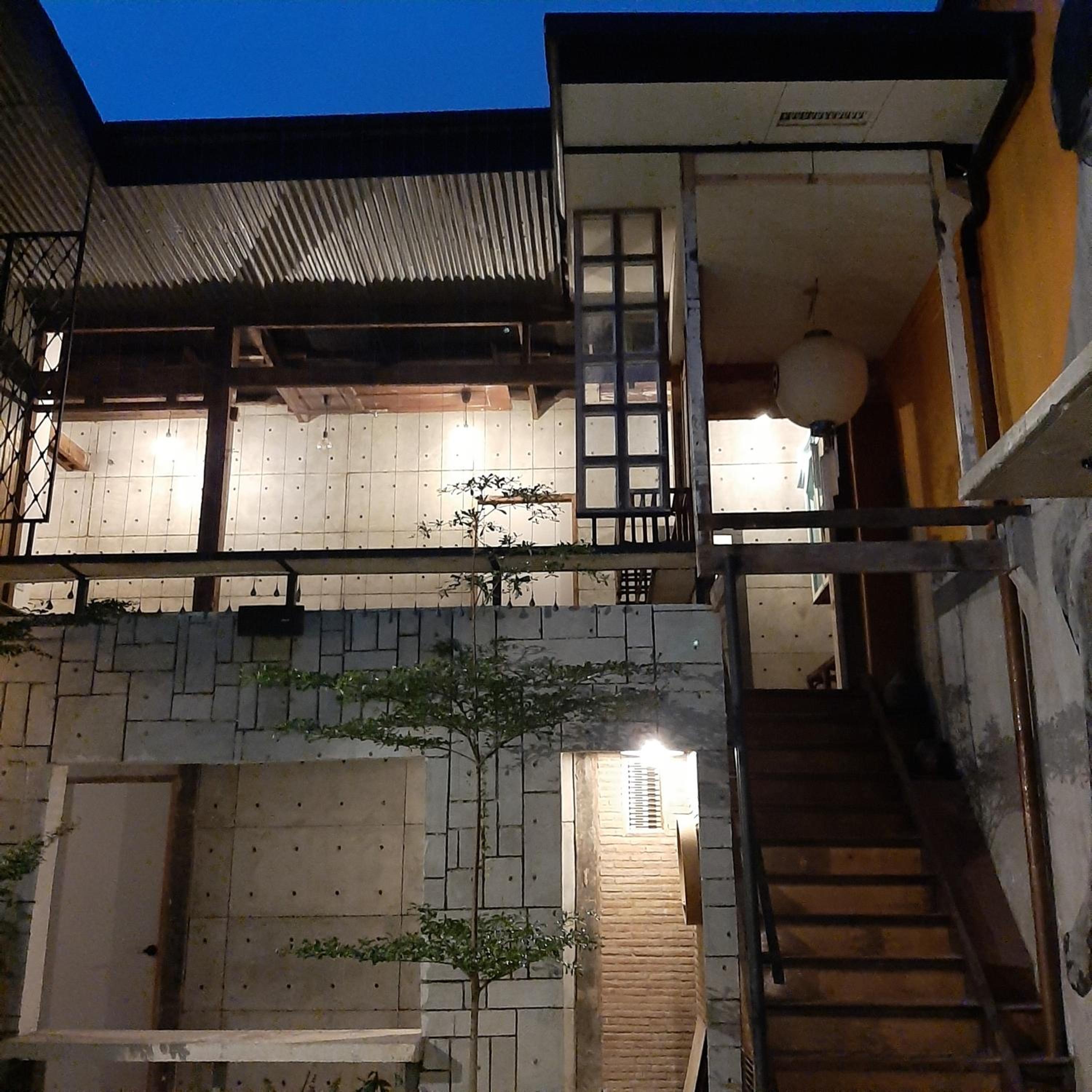 Photo 9