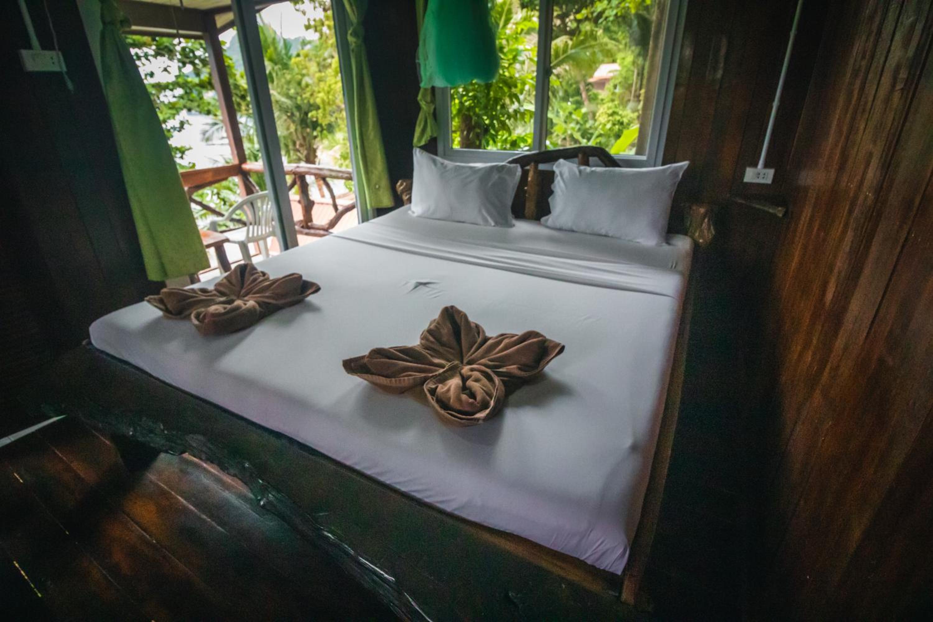 Phi Phi Sunset Bay Resort