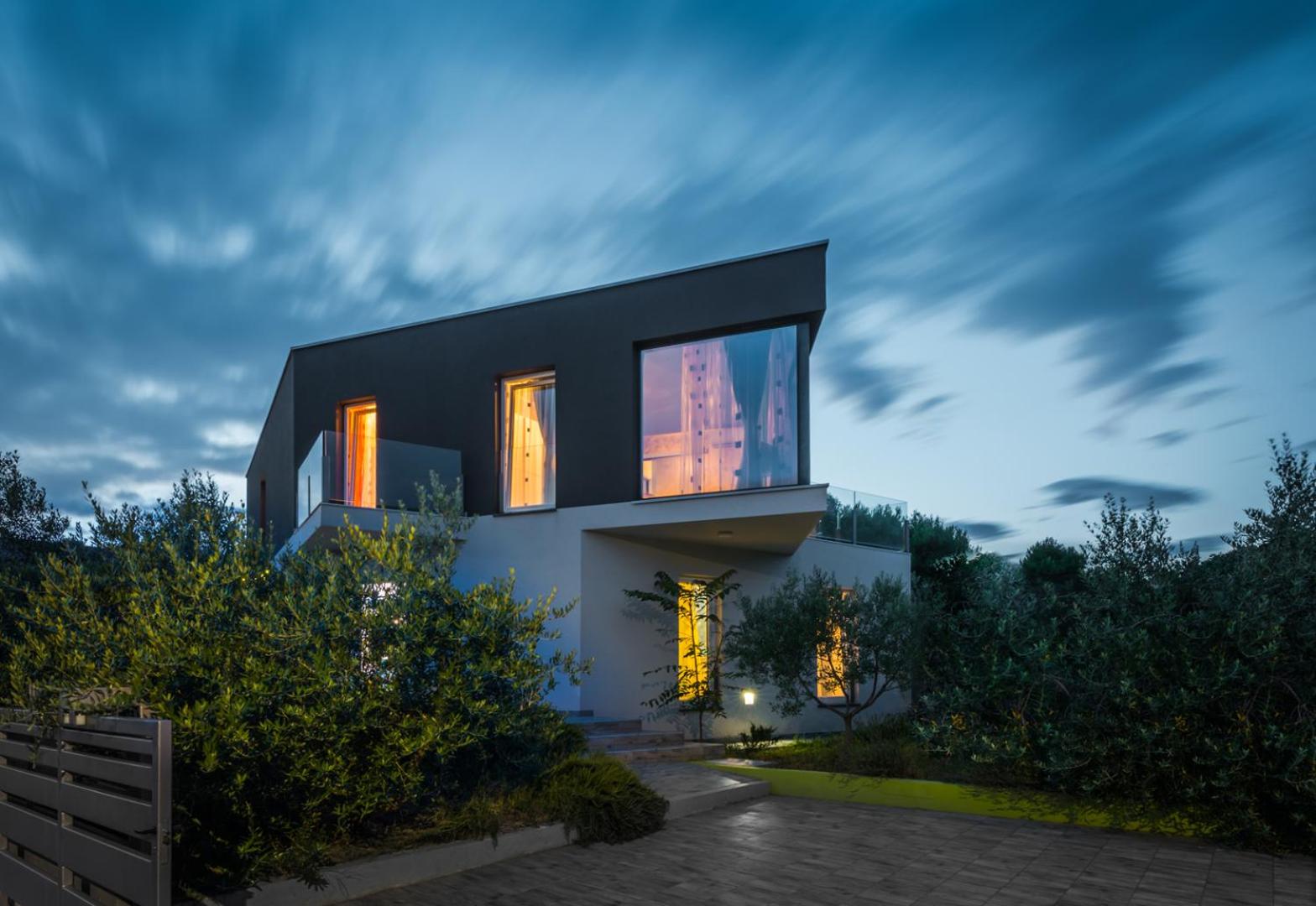 Hotel Luxury villa Nika with pool near the beach, extra pool heating available - Image 1