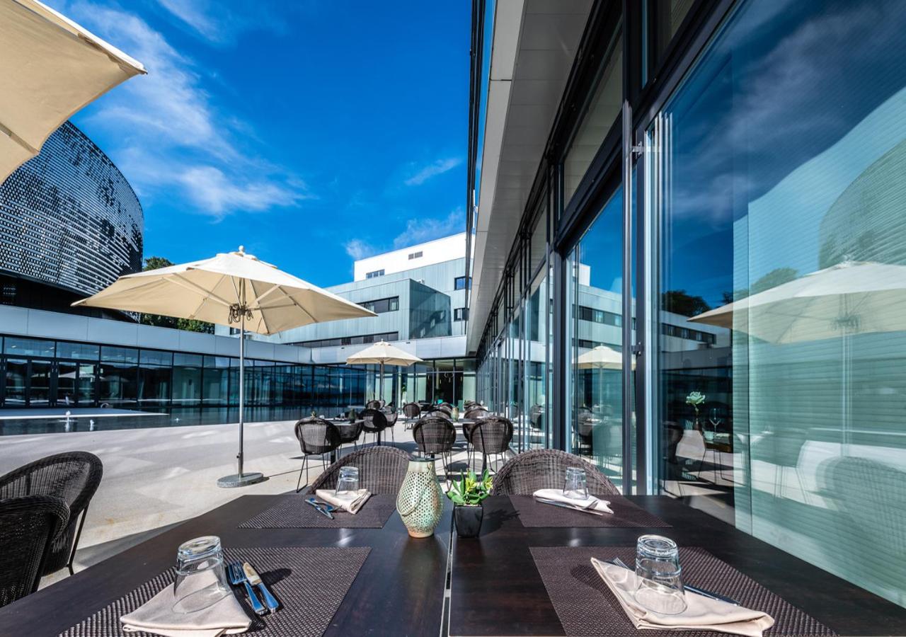 Lausanne Vacations - Aquatis Hotel - Property Image 5