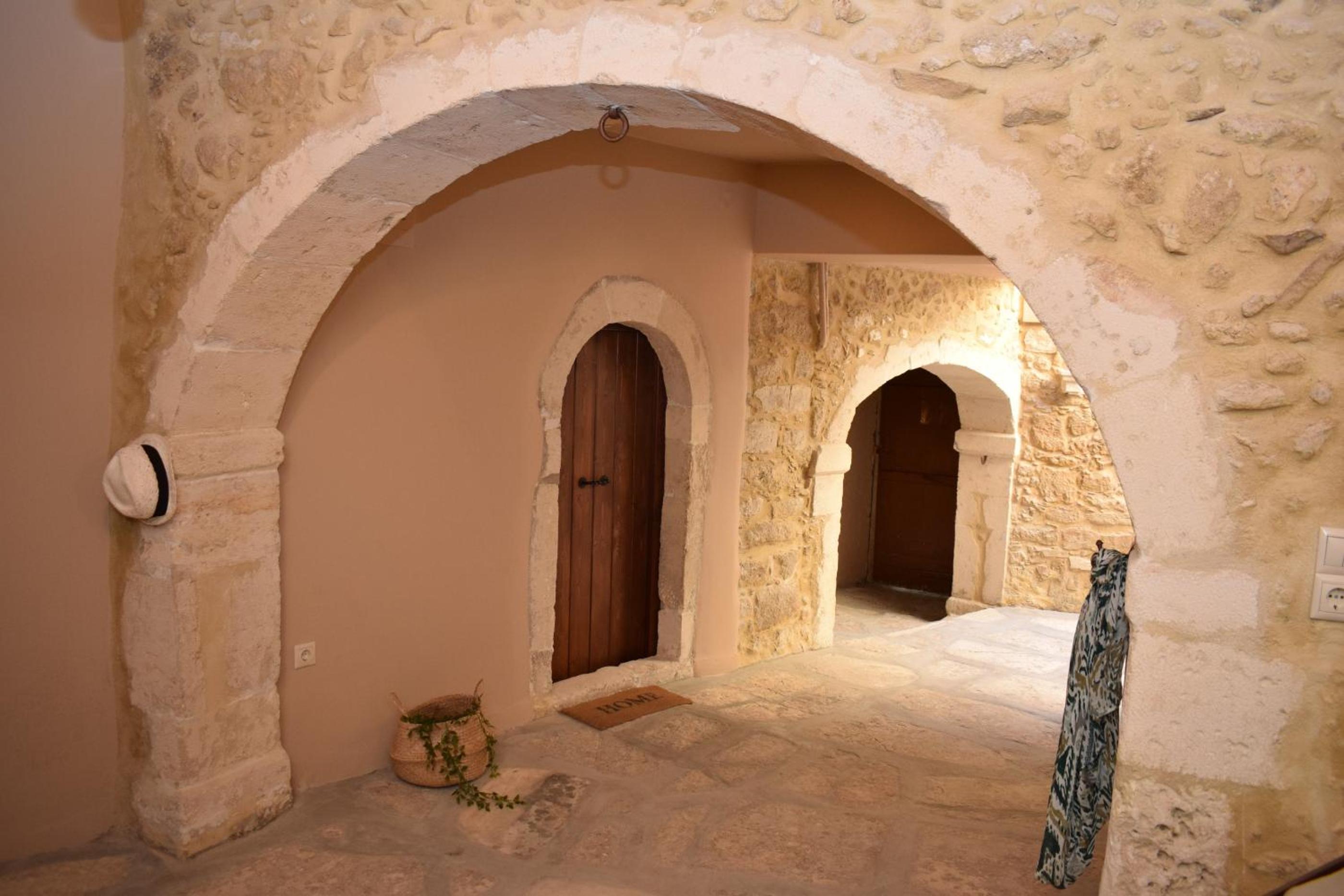 Photo 38