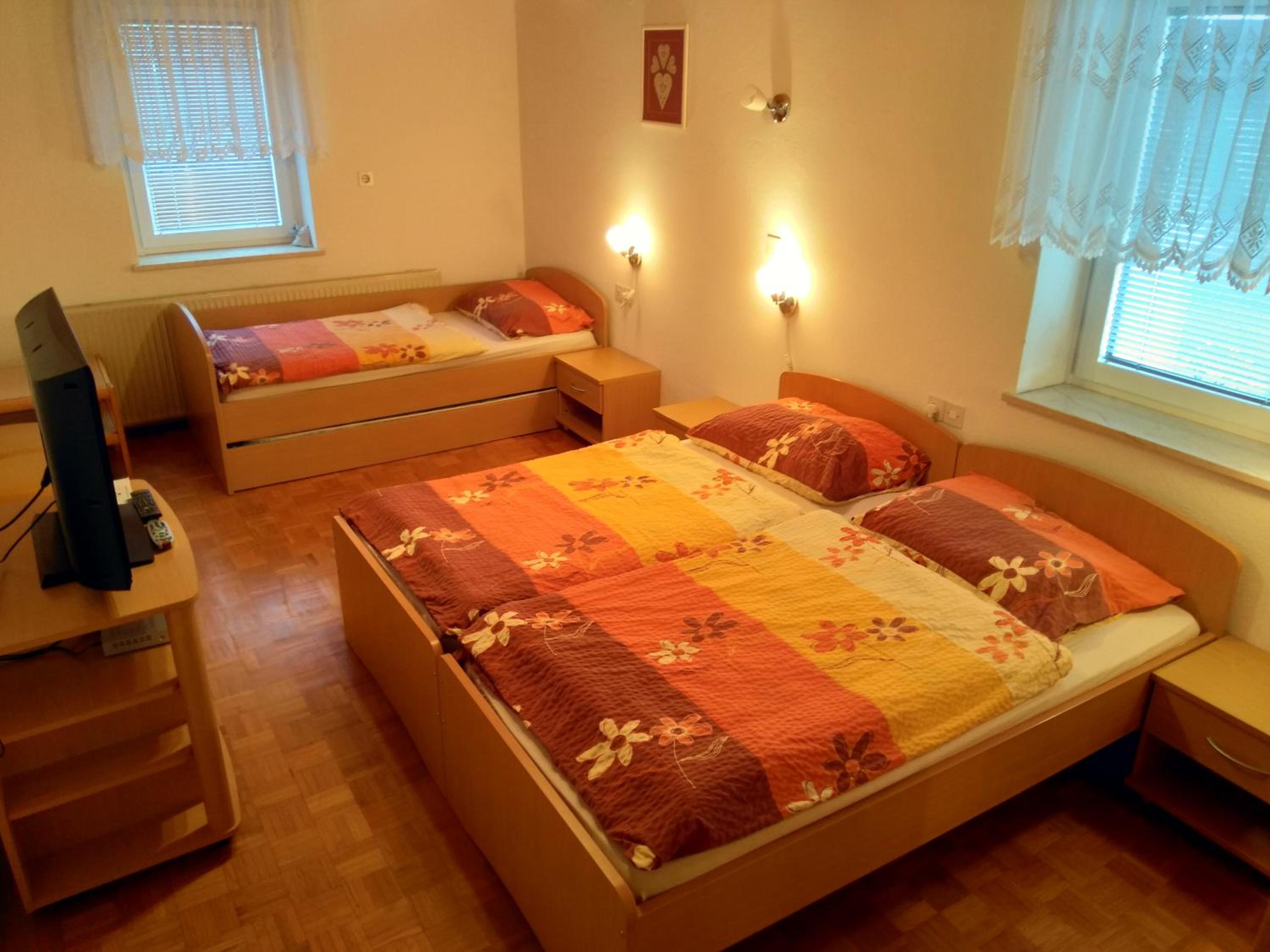 Photo 26