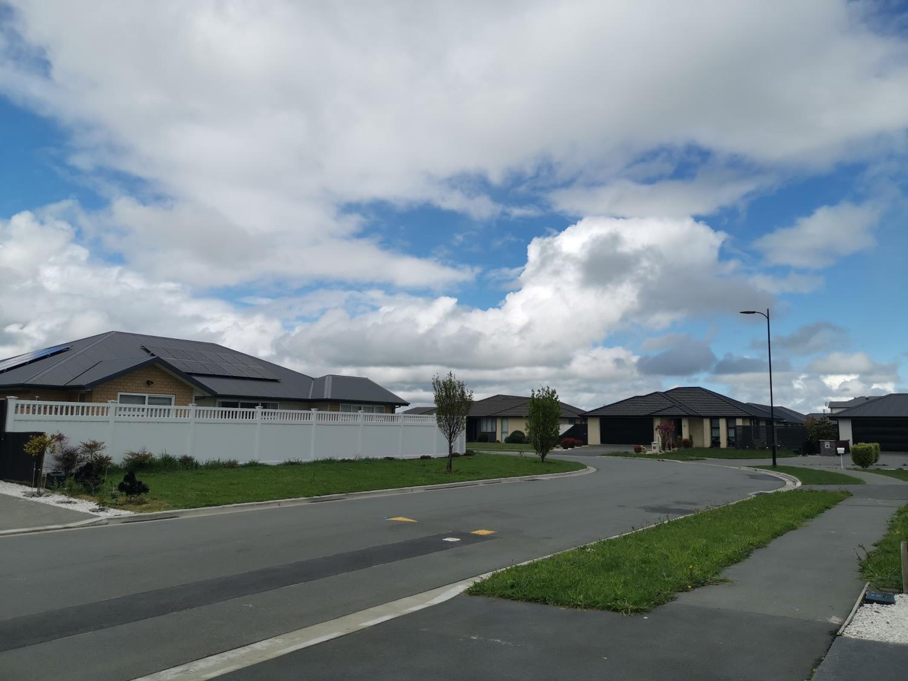 Wigram sunny quiet home view 5