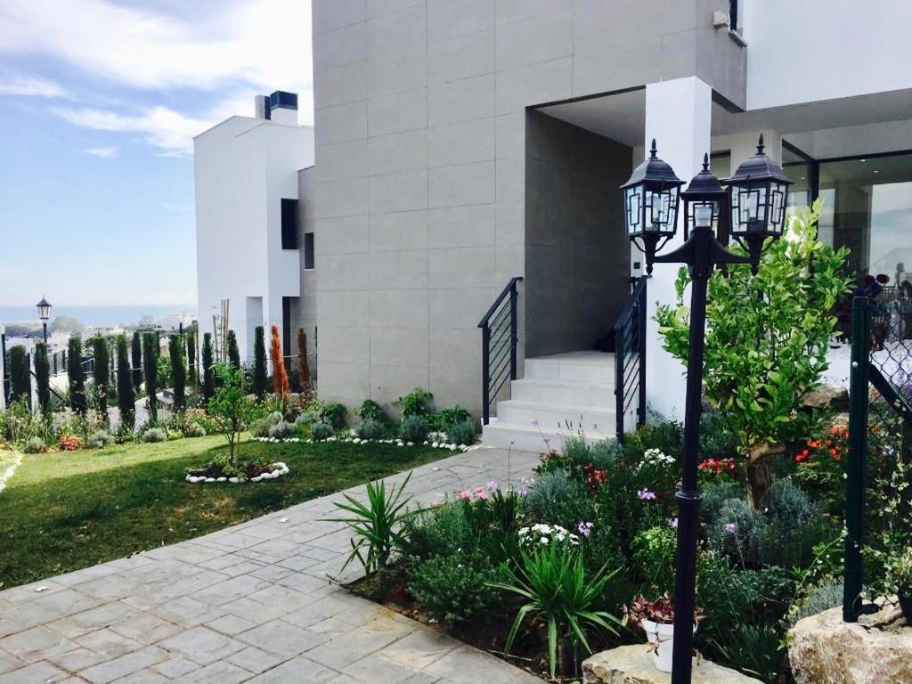 Luxury Villa Chelsea for Golf & Relax in best location view 5