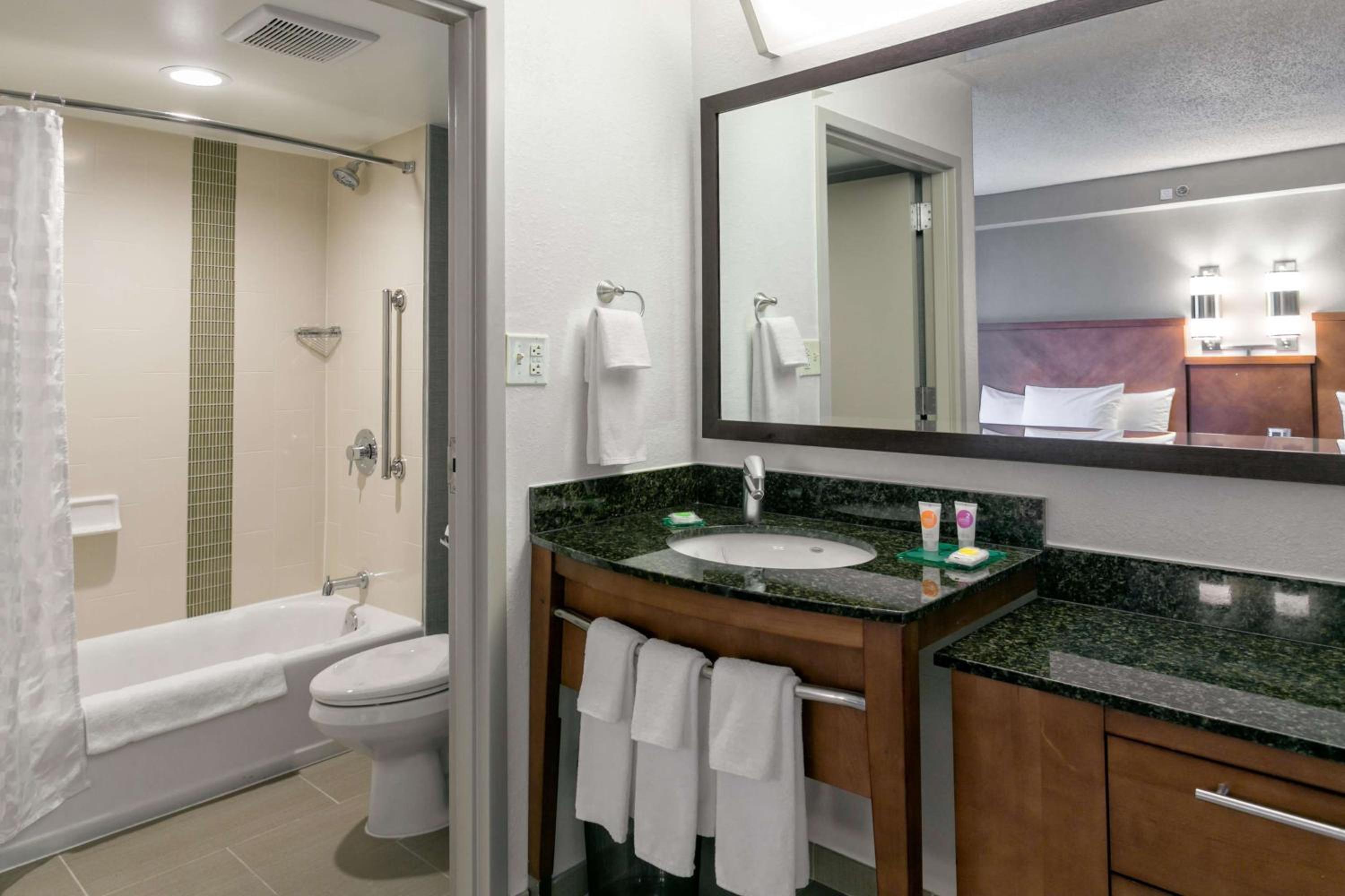 Franklin Vacations - Hyatt Place Nashville Franklin Cool Springs - Property Image 10