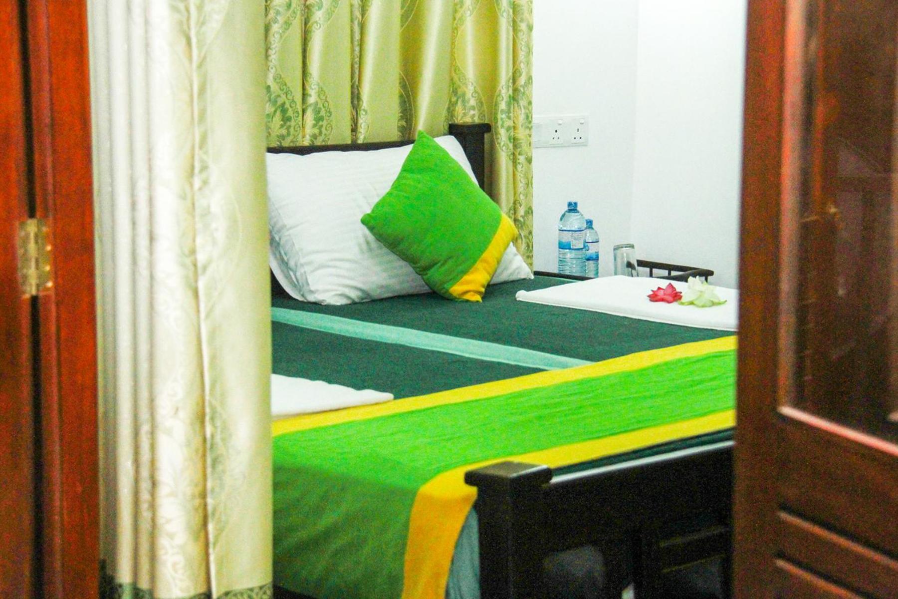 Yala Way Hide Resort