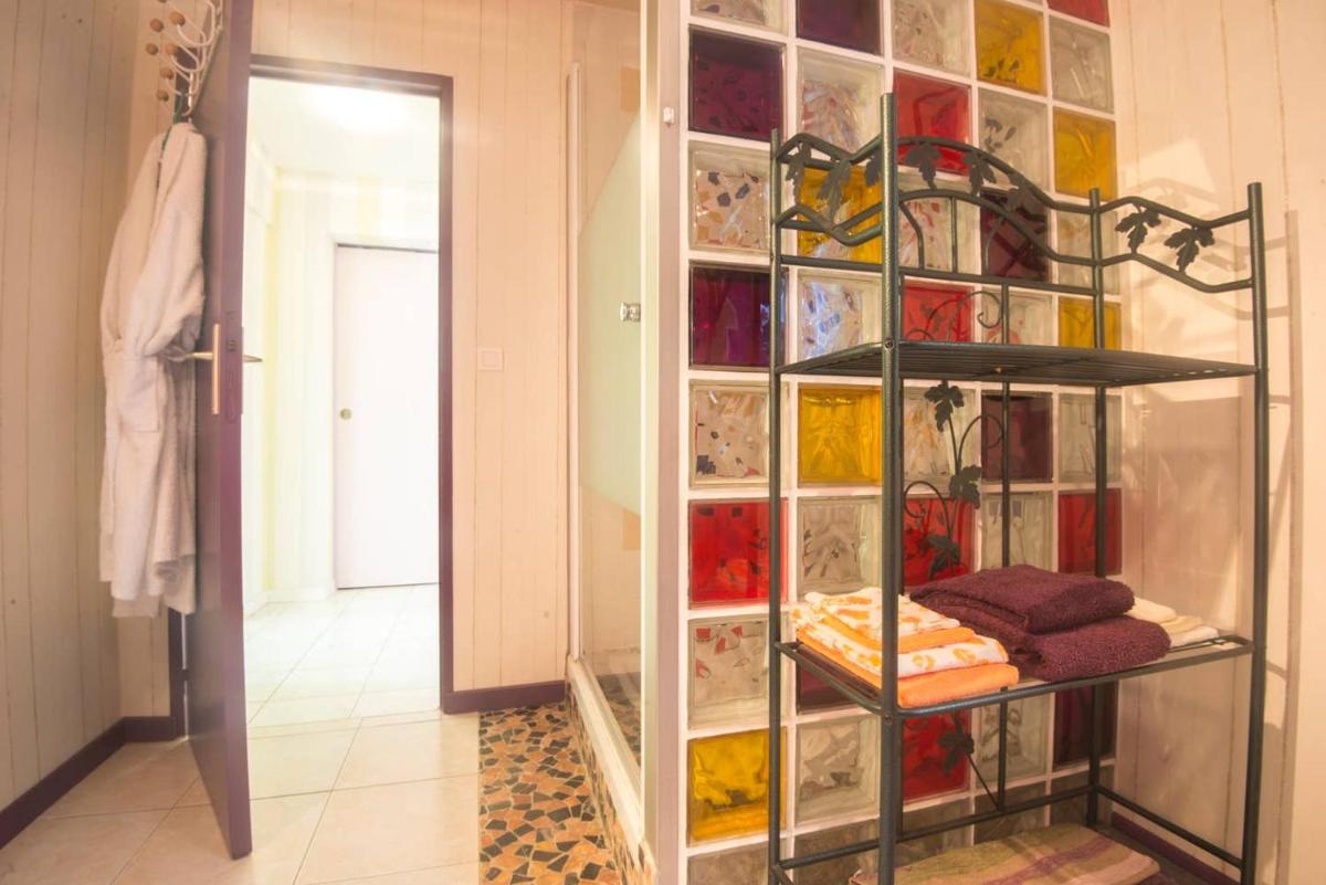 CHAMBRES D'HOTES view 3