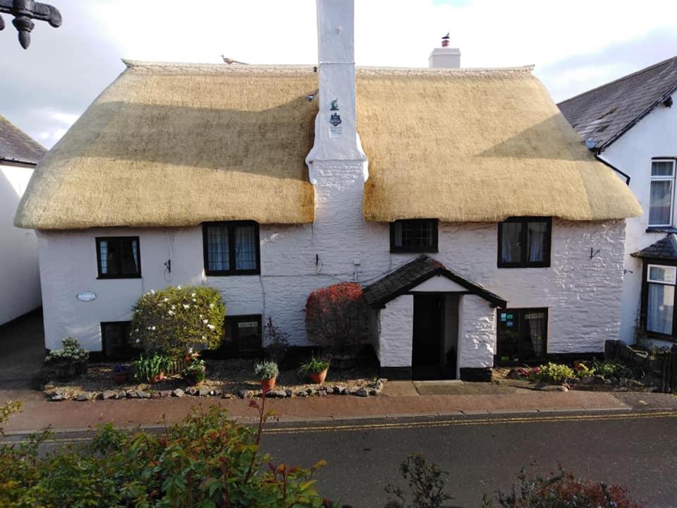 Myrtle Cottage B&B view 5