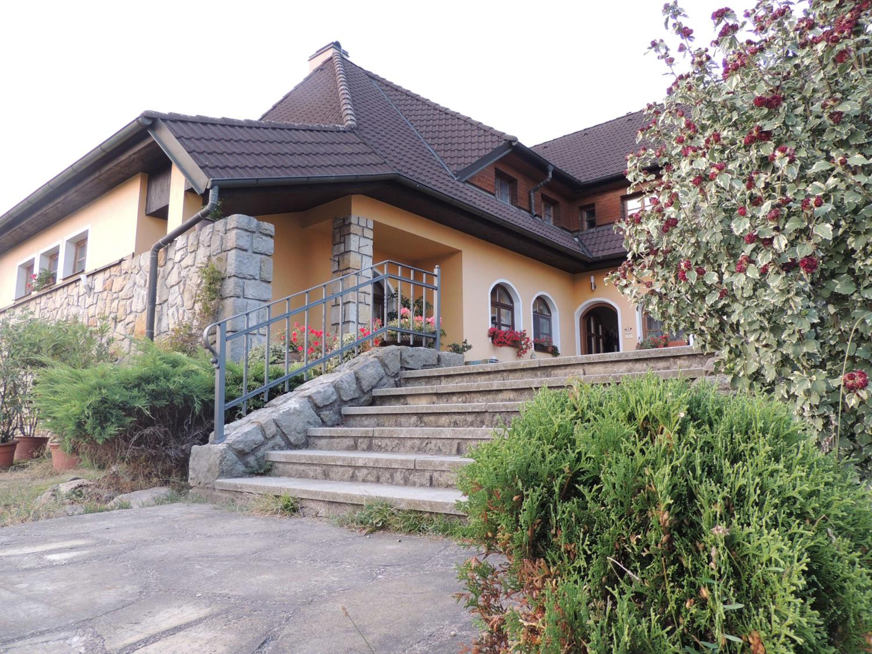 Photo 43