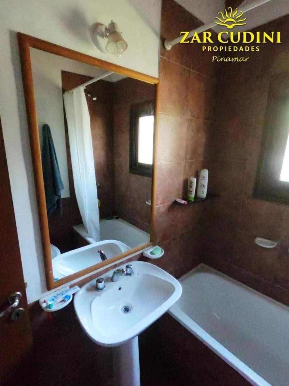 Casa completa en el bosque para 8 personas no aceptamos grupos de jovenes