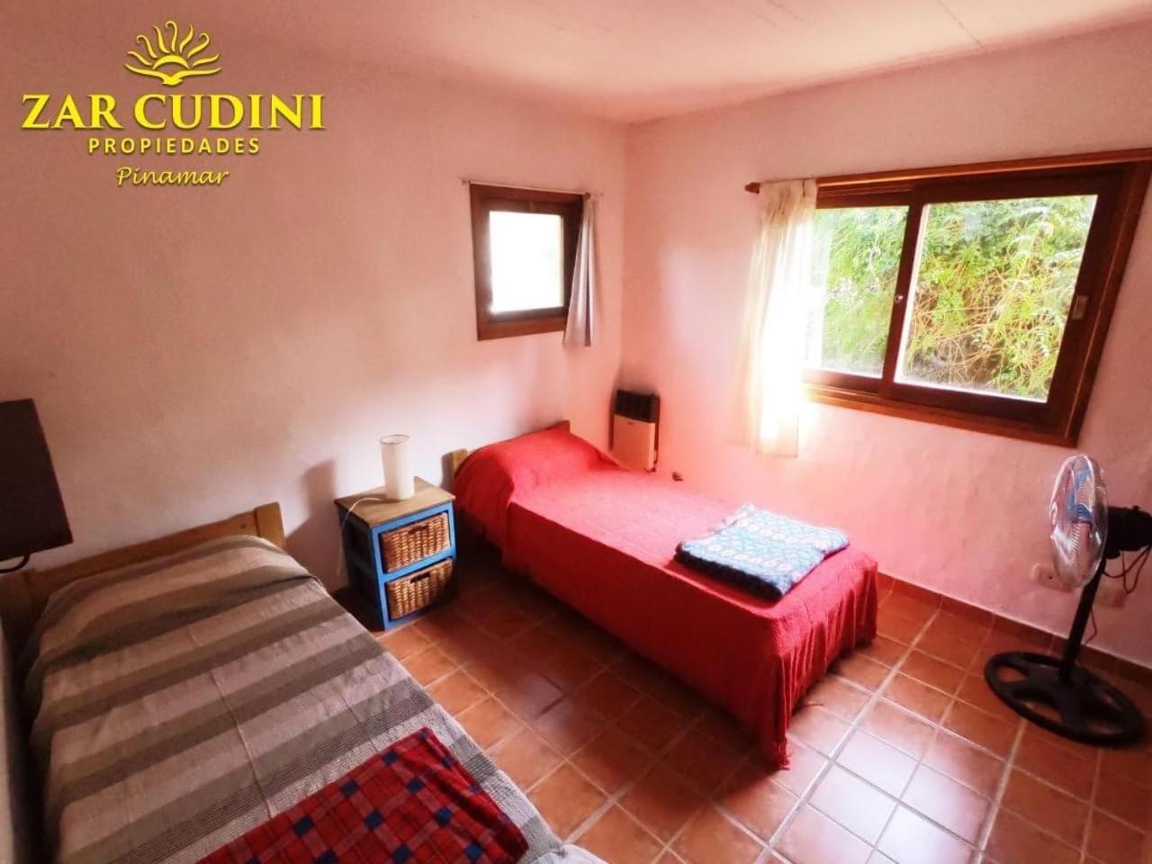 Casa completa en el bosque para 8 personas no aceptamos grupos de jovenes