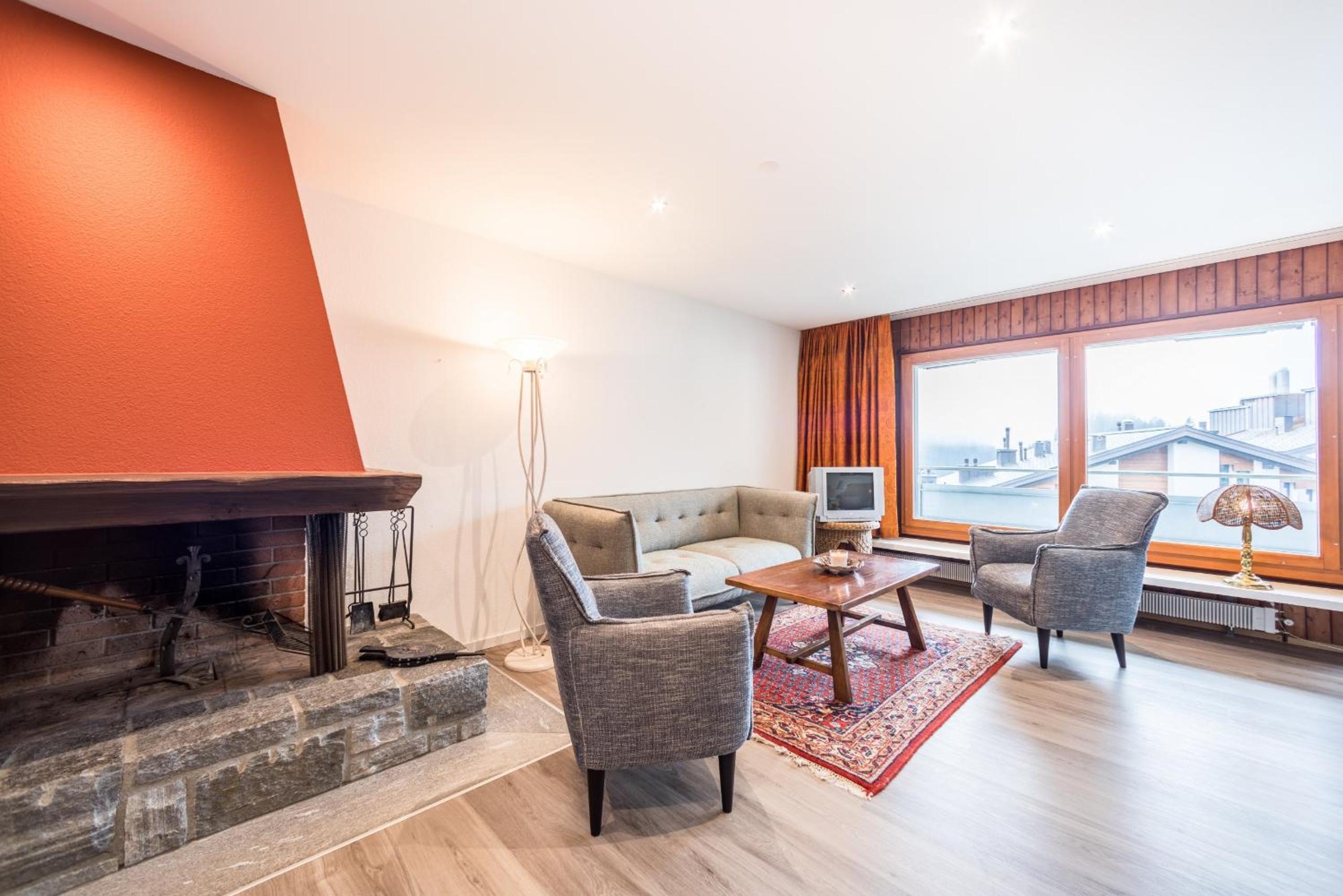 LAAX Homes - Casa Coray view 2