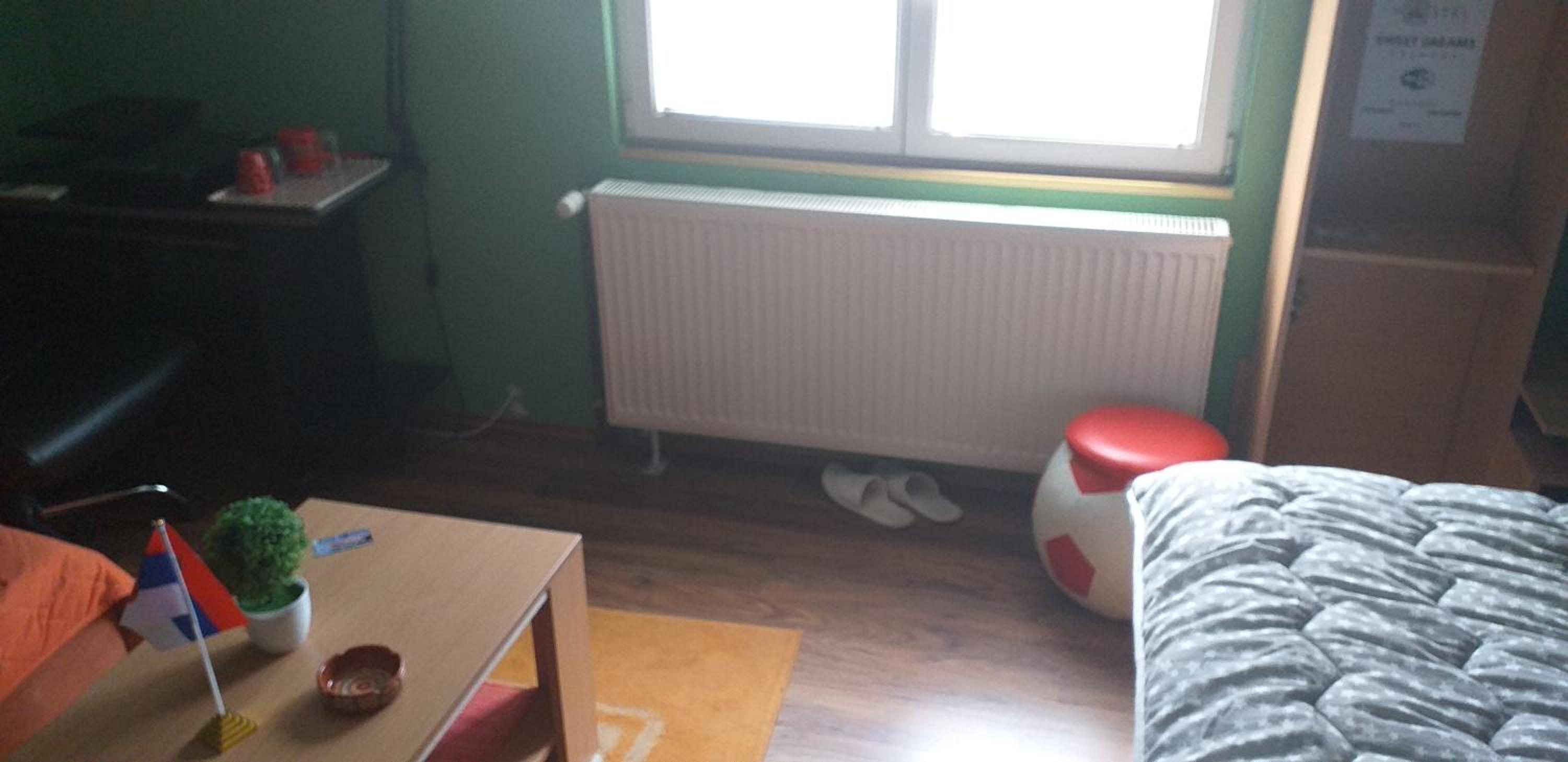 Photo 6