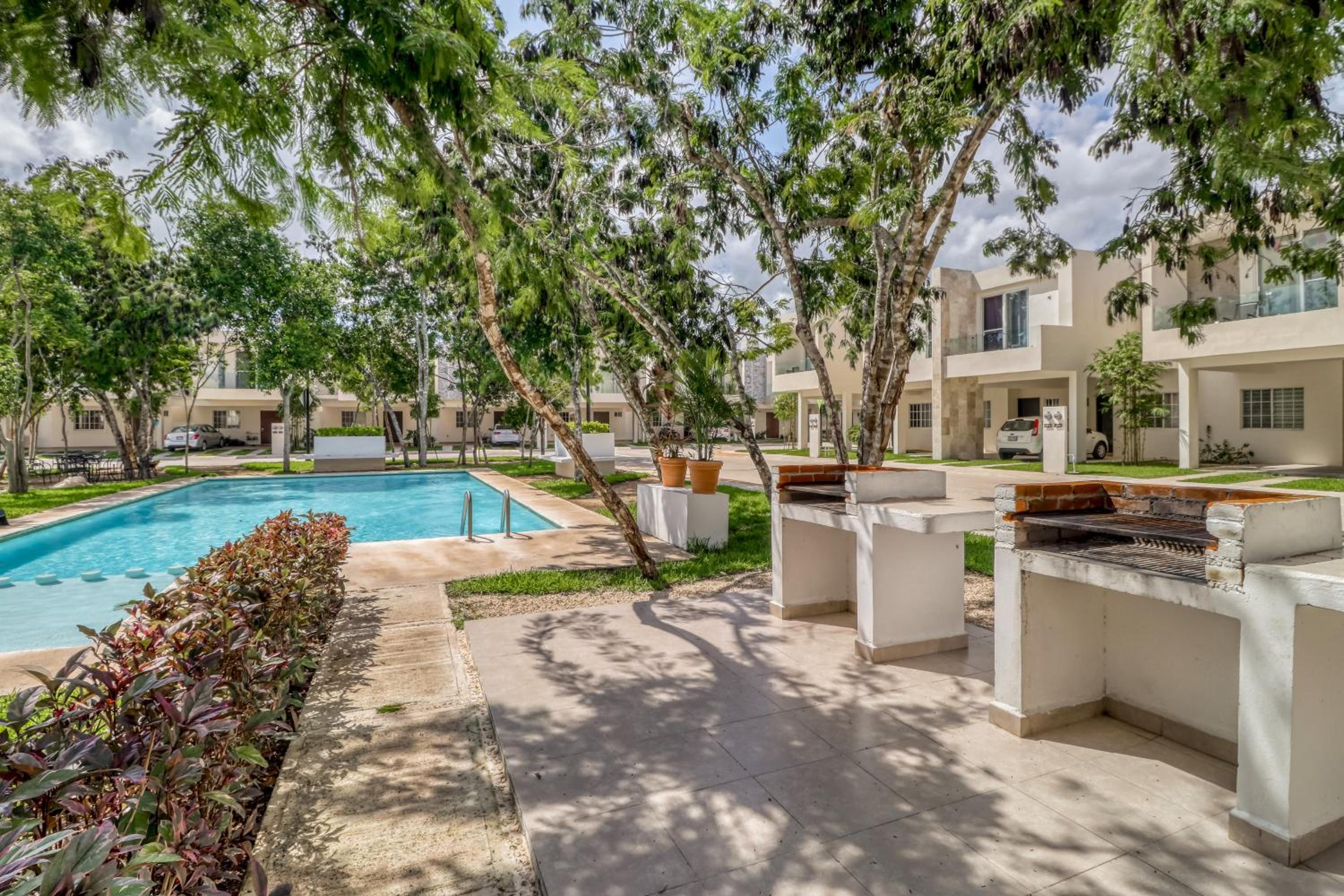 Selvanova Coto 4B, Villa Flamingos 437F view 3
