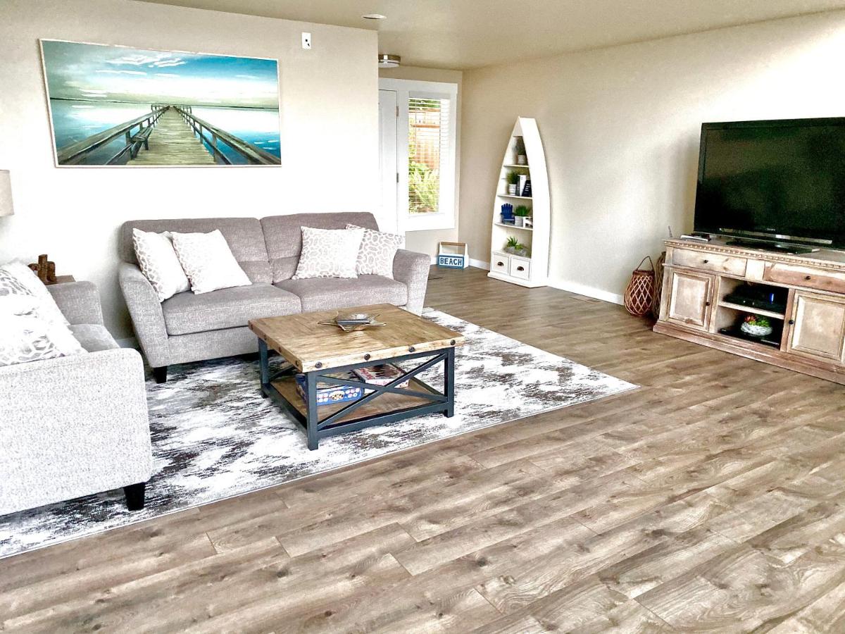 Poulsbo Beach Hideaway view 2