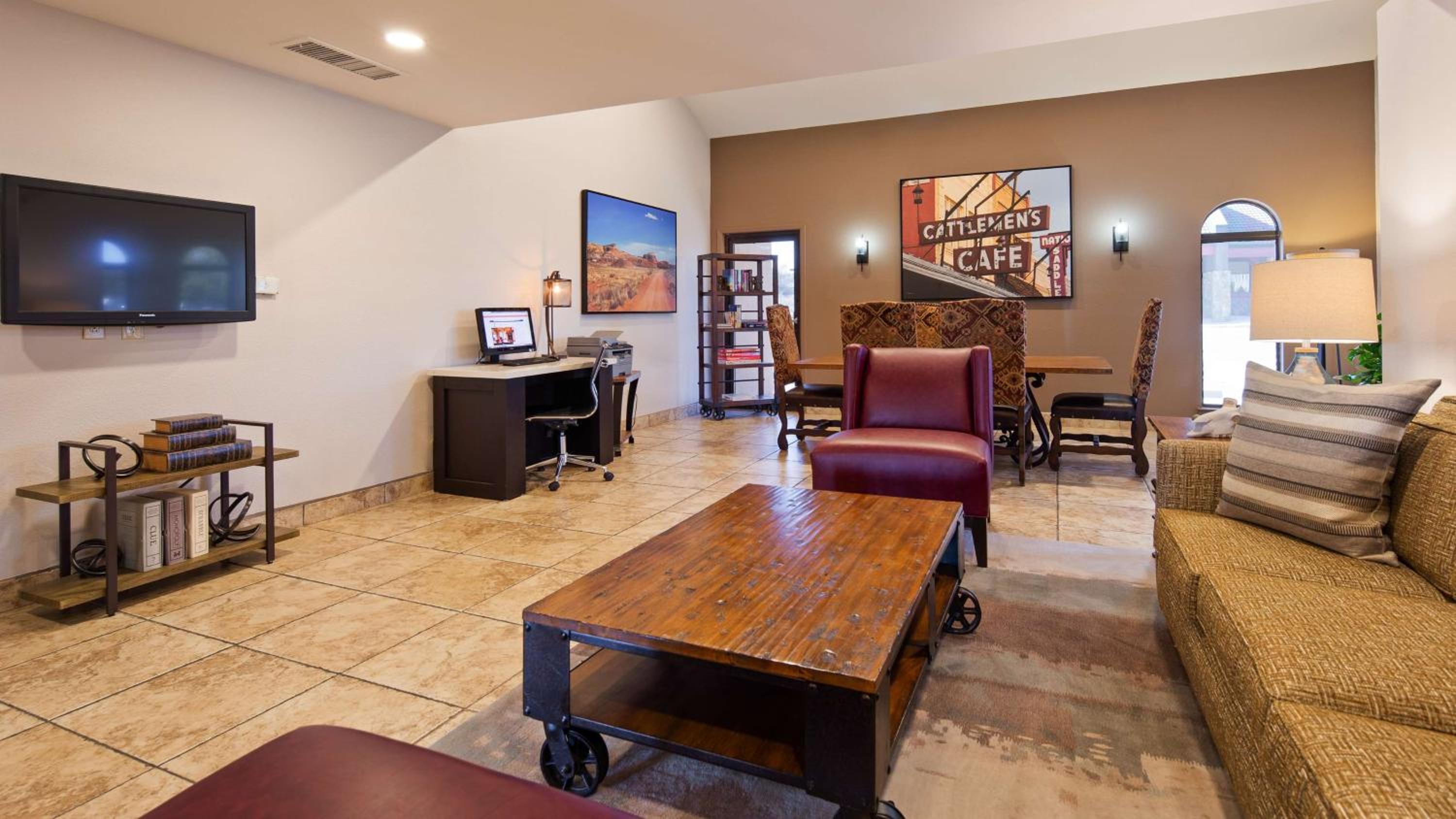 Tucumcari Vacations - Best Western Discovery Inn - Property Image 3