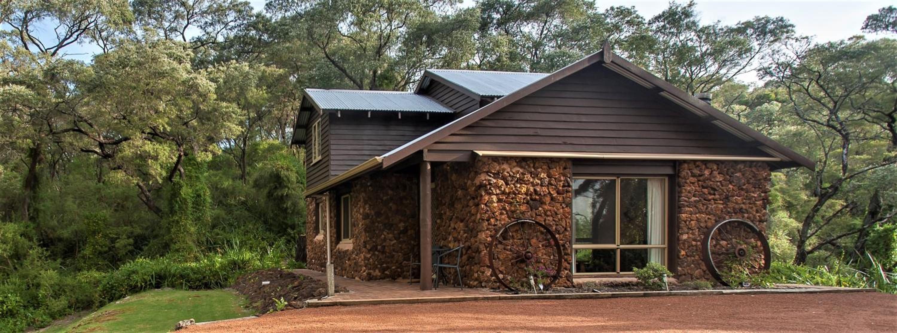 Hotel William Bay Cottages - Image 1