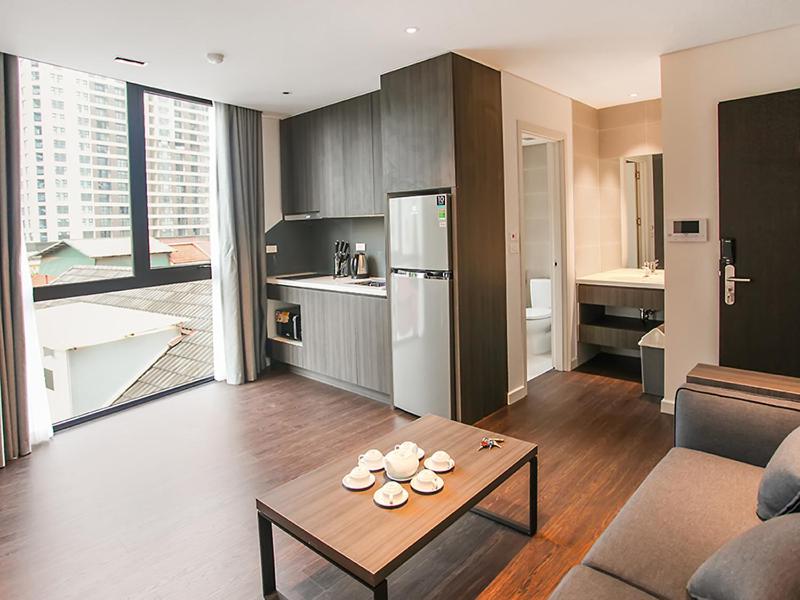 Hanoi Home 3 - Luxury Apartment in Tay Ho street