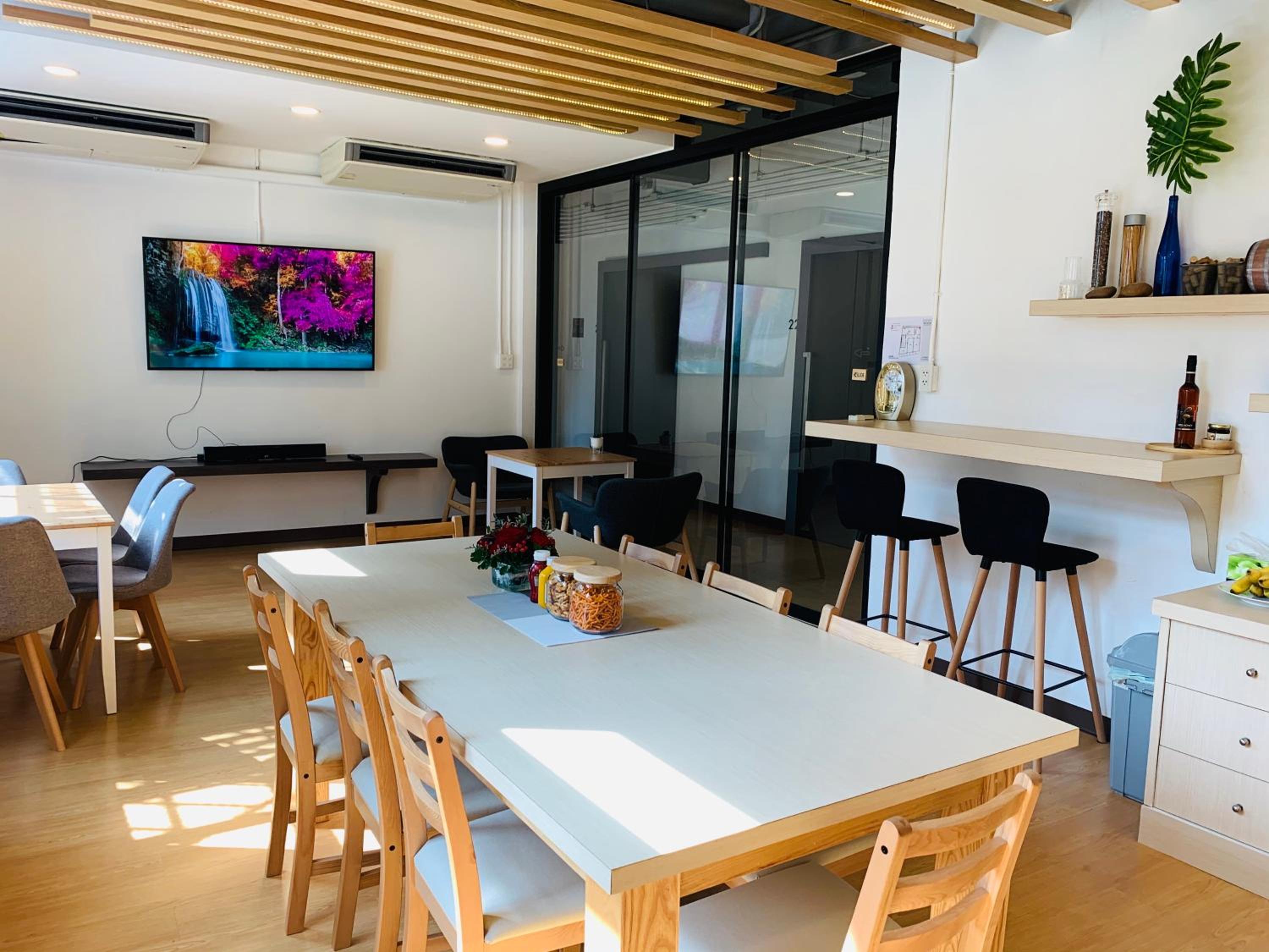 meeting & event spaces