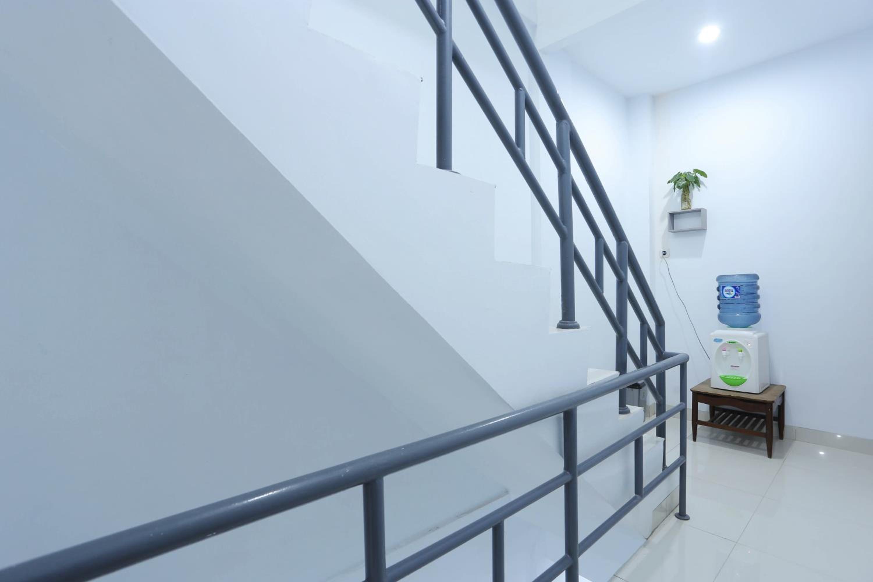 ratana cengkareng syariah view 2