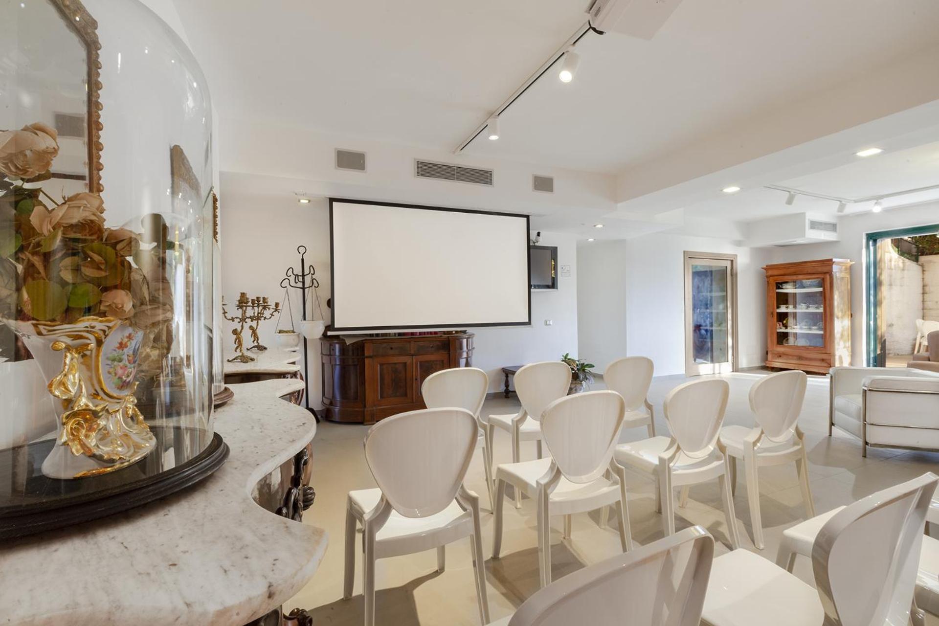 meeting & event spaces