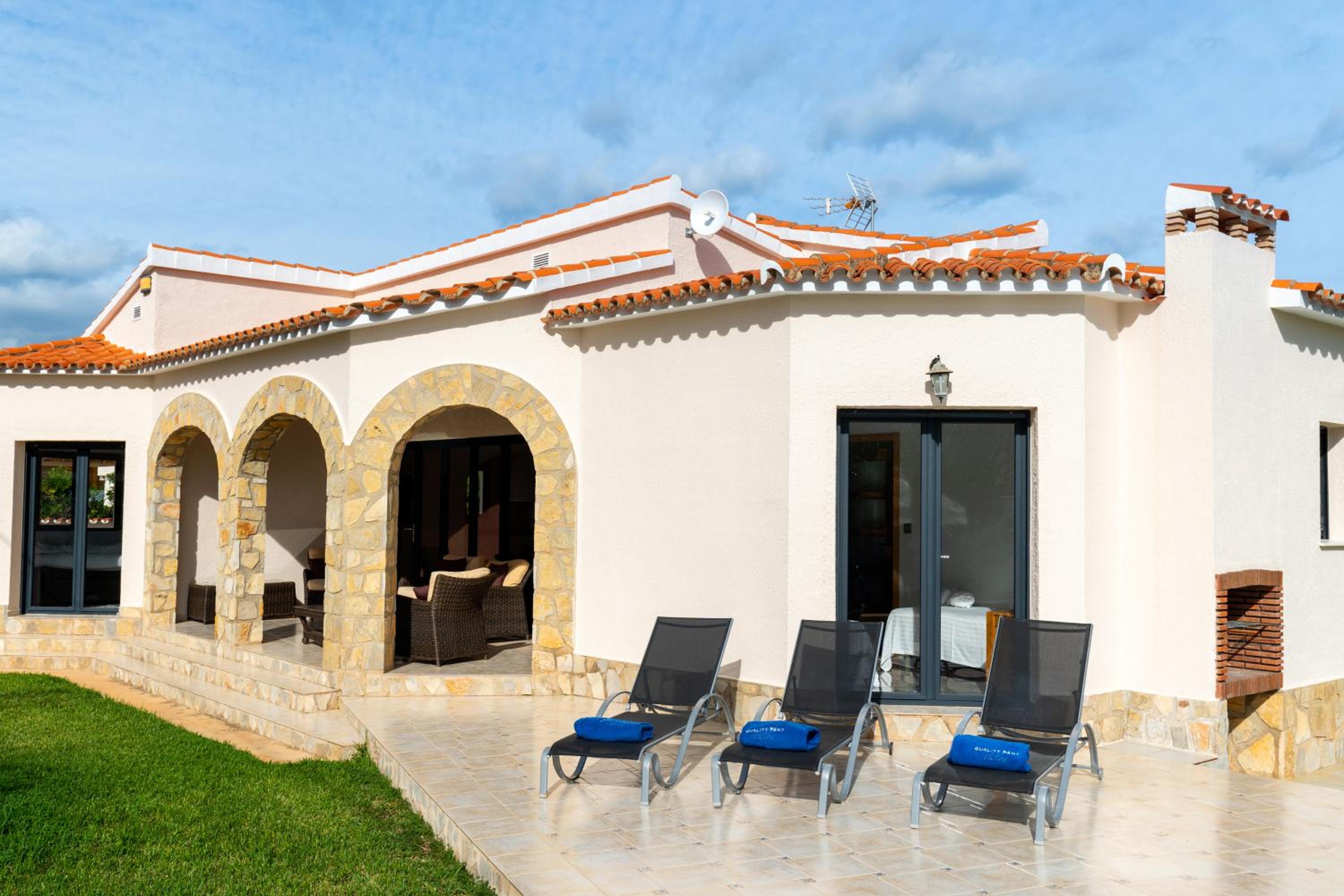 Casa Bot view 5