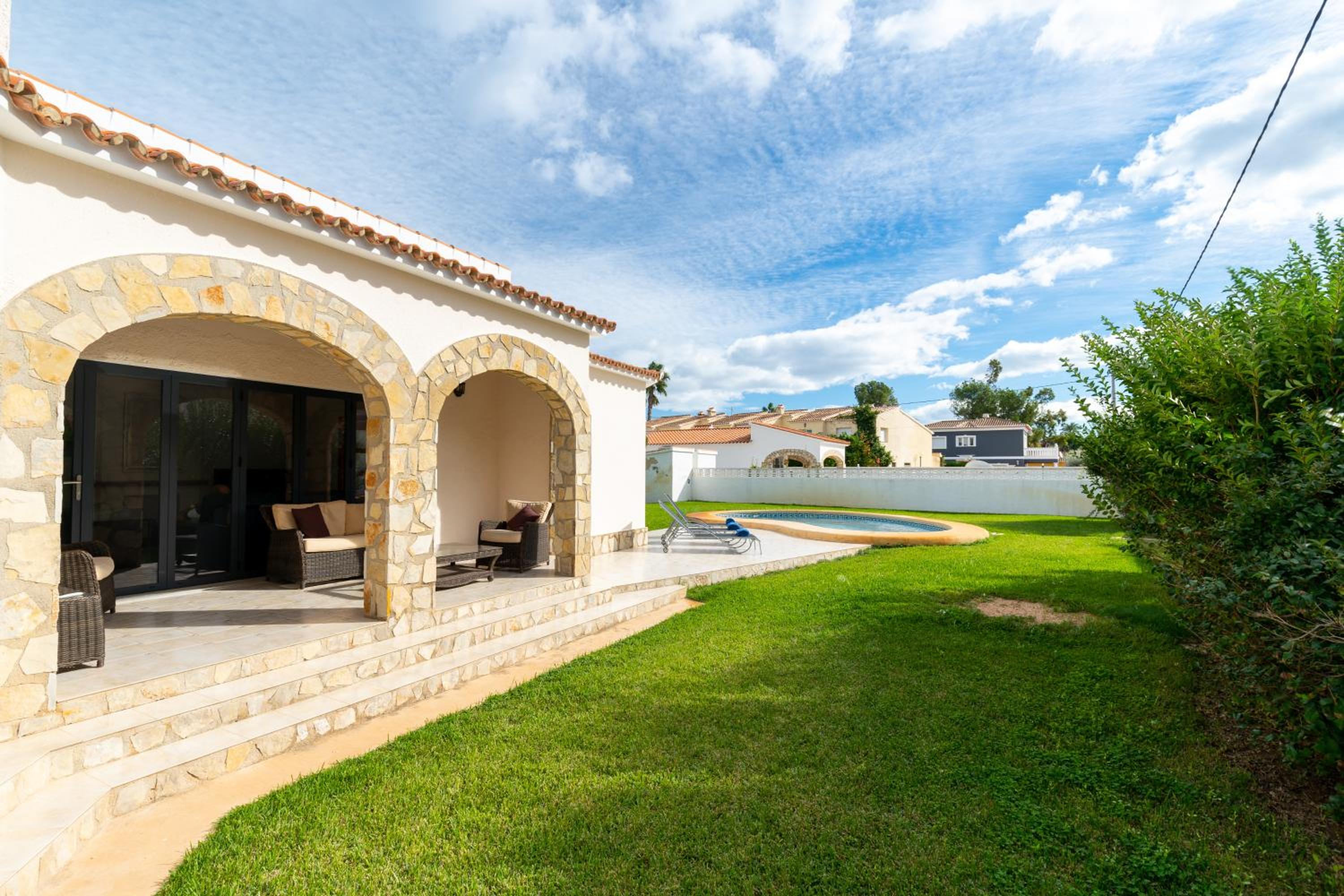 Casa Bot view 4