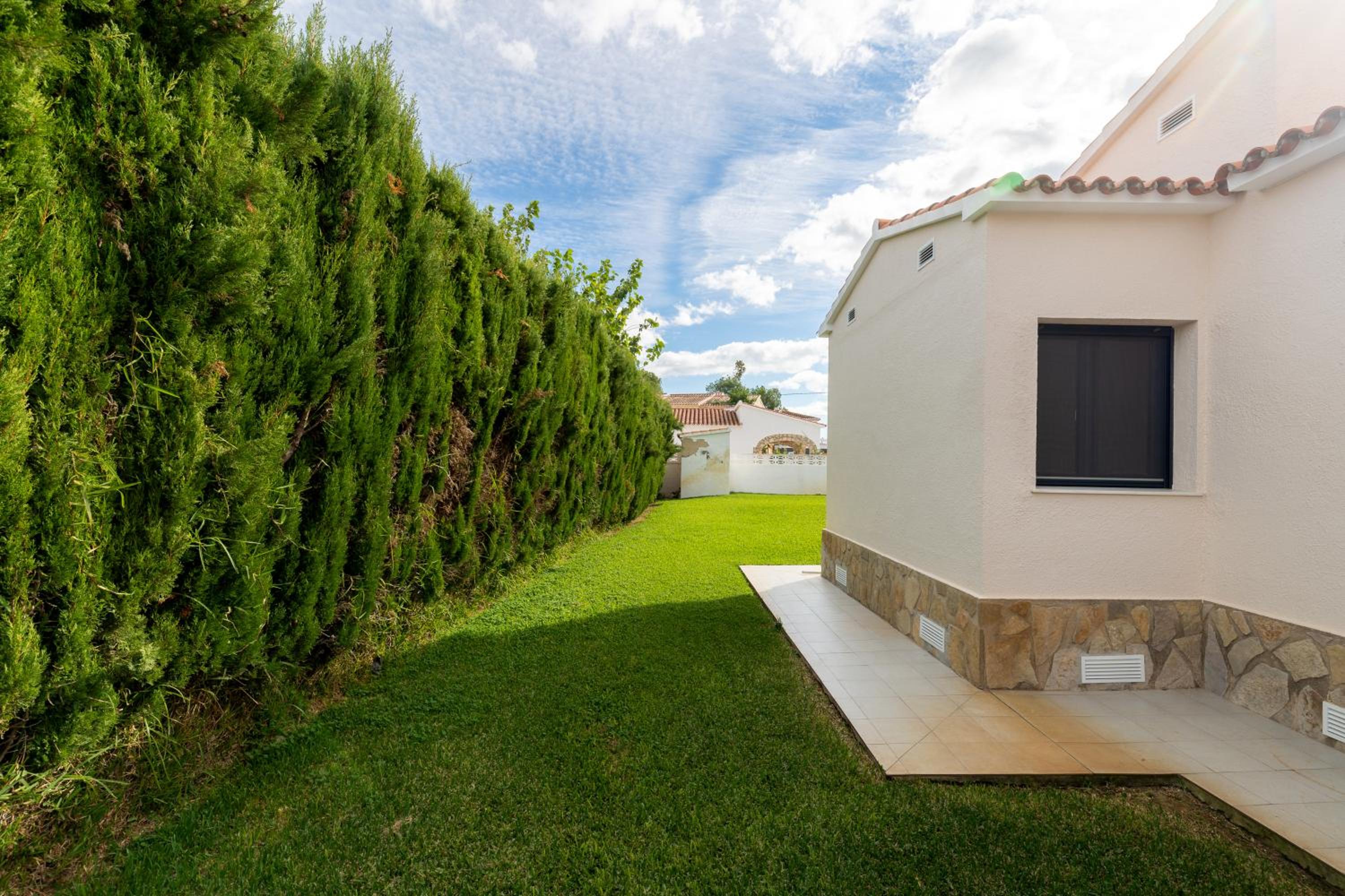 Casa Bot view 3