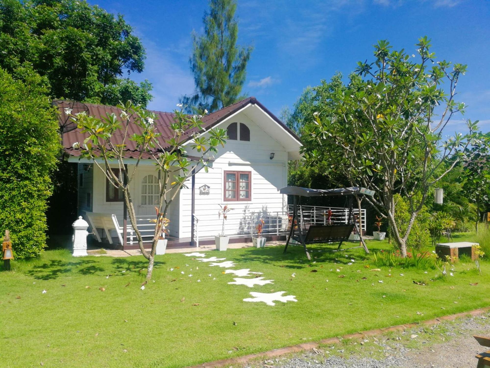 Terrua Main Ten Villa Garden