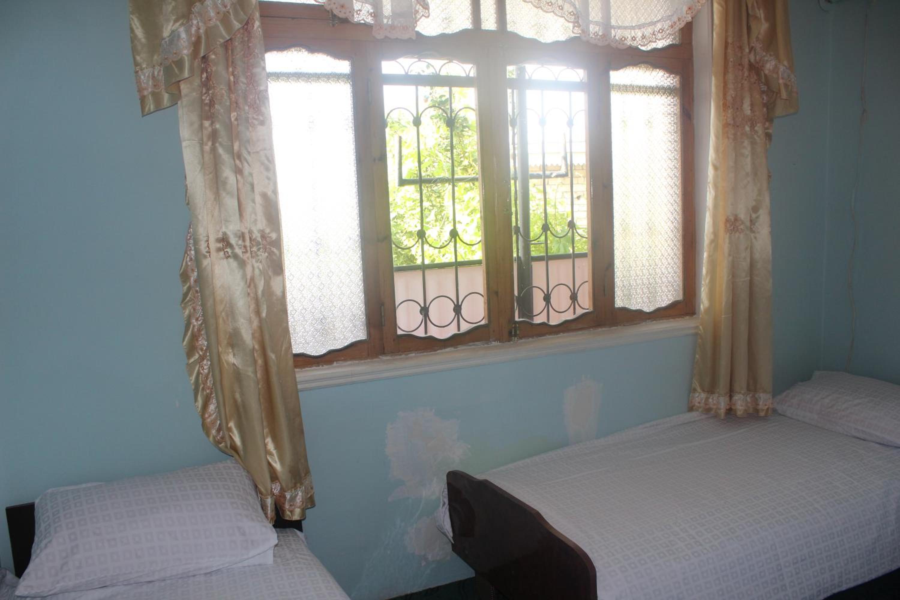 Canal Hostel
