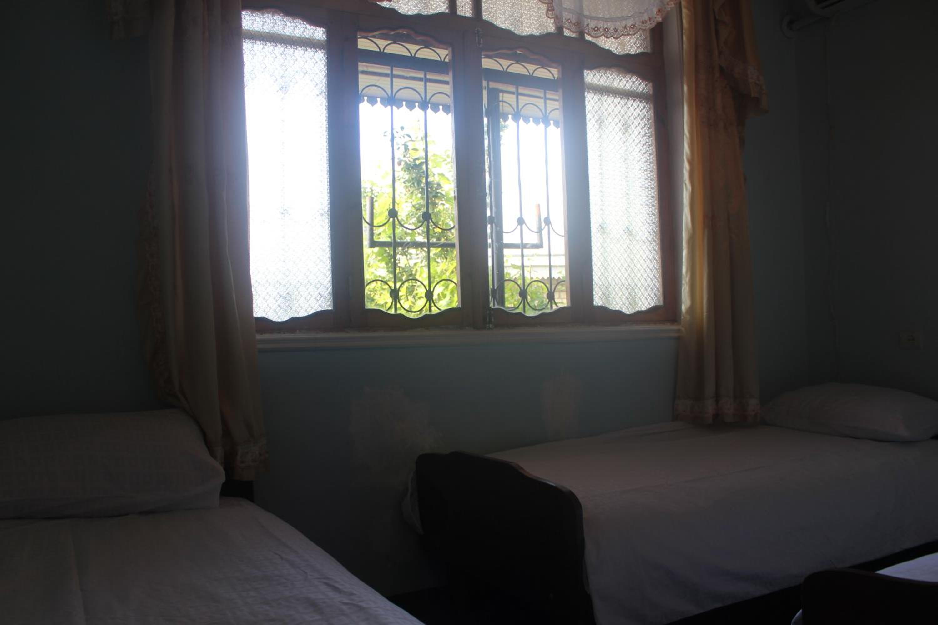 Canal Hostel