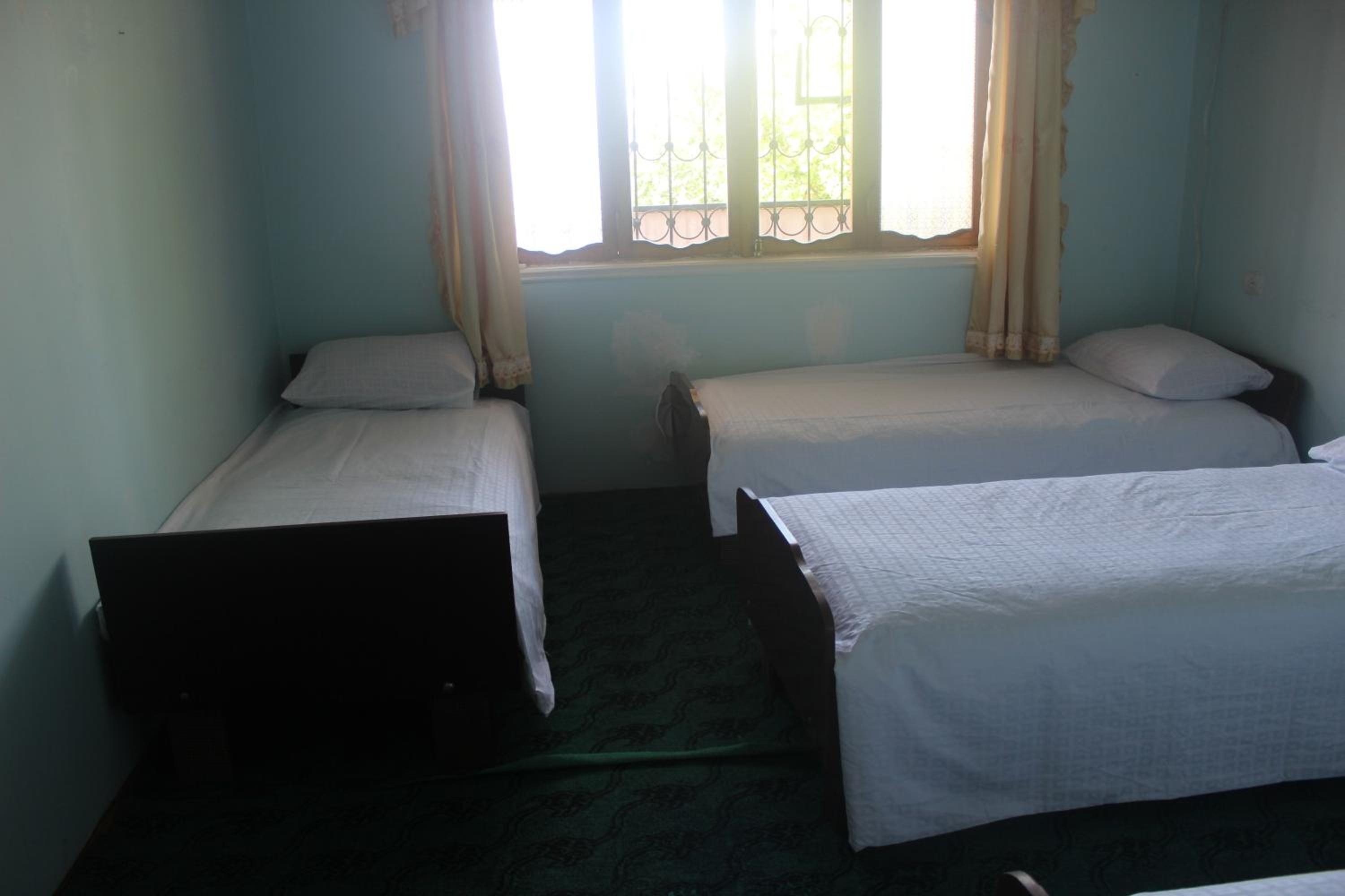 Canal Hostel