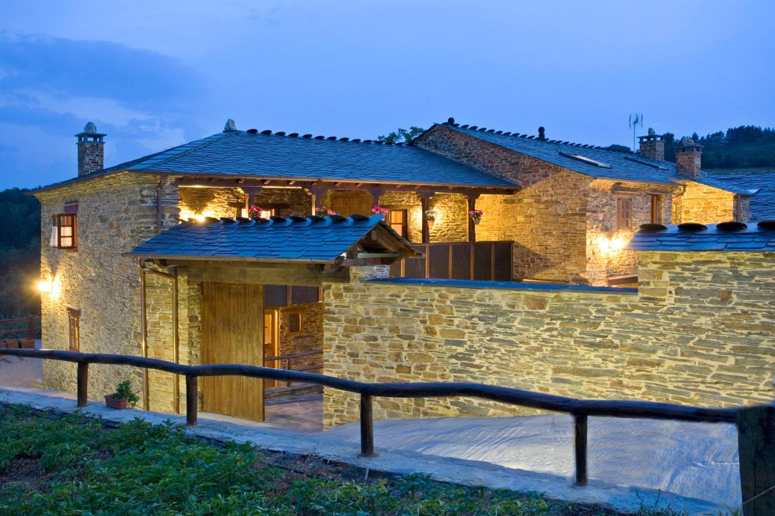 Balcón de Oscos, Apartamentos Rurales en la Asturias más auténtica