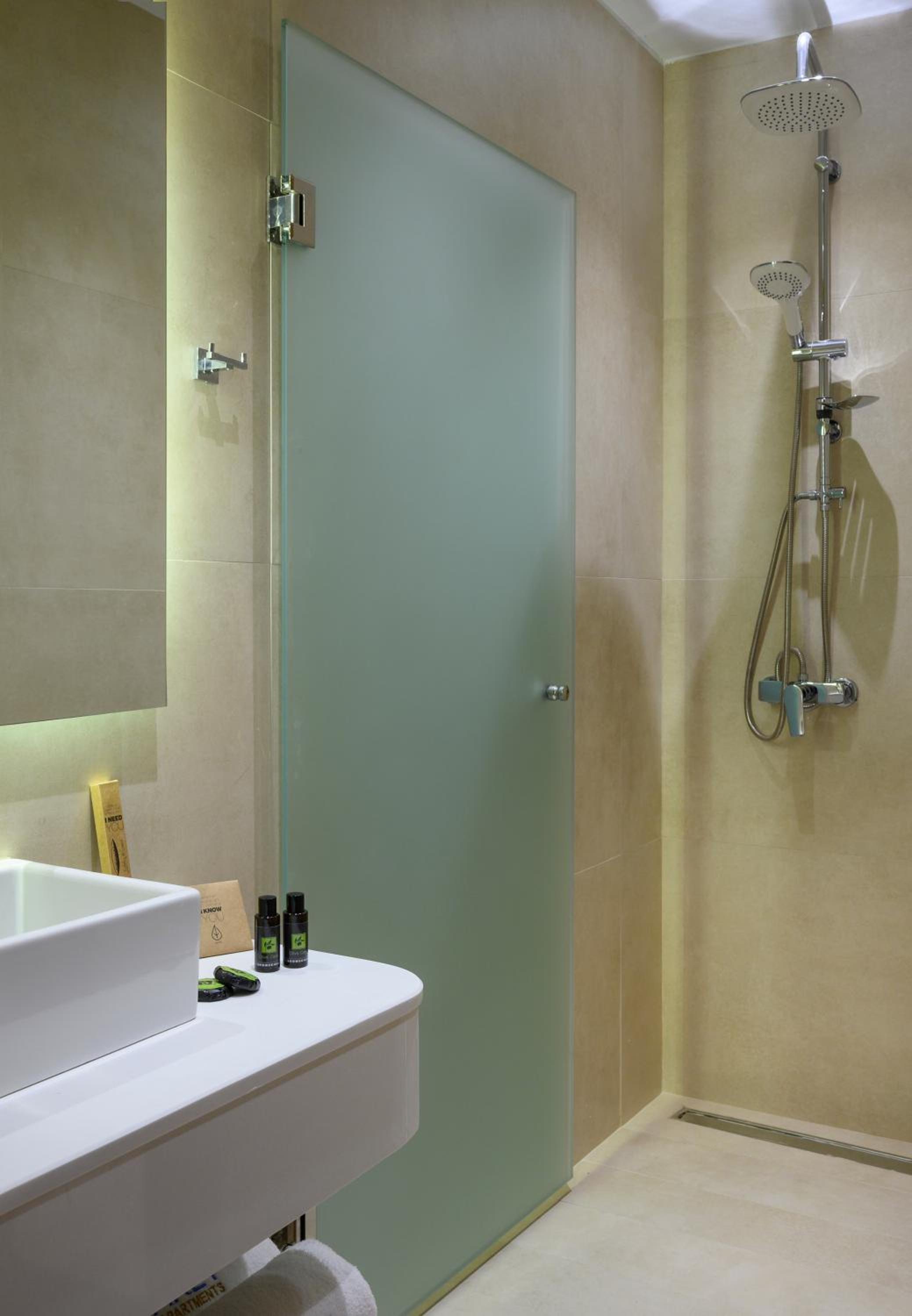 Minaret Suites and Apartments