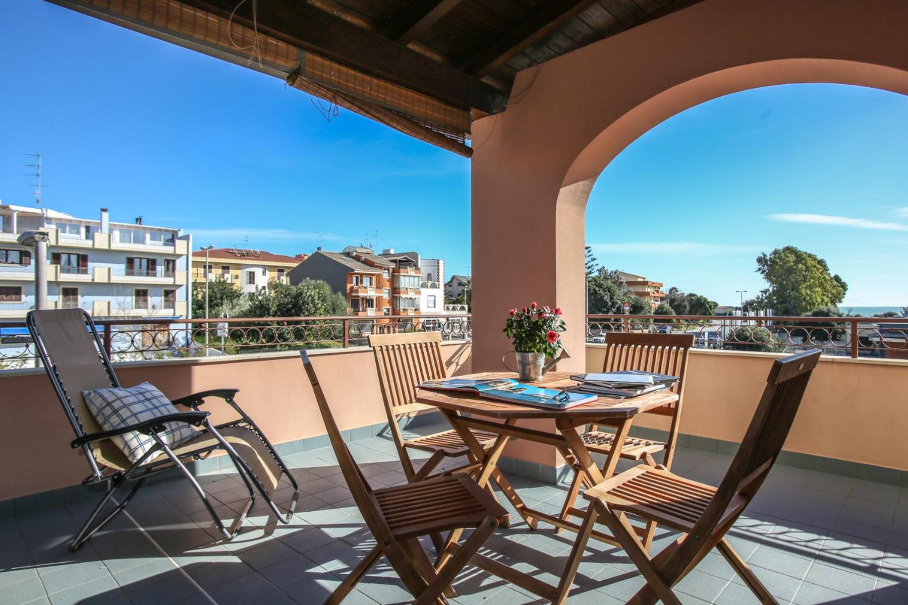 Photo 62