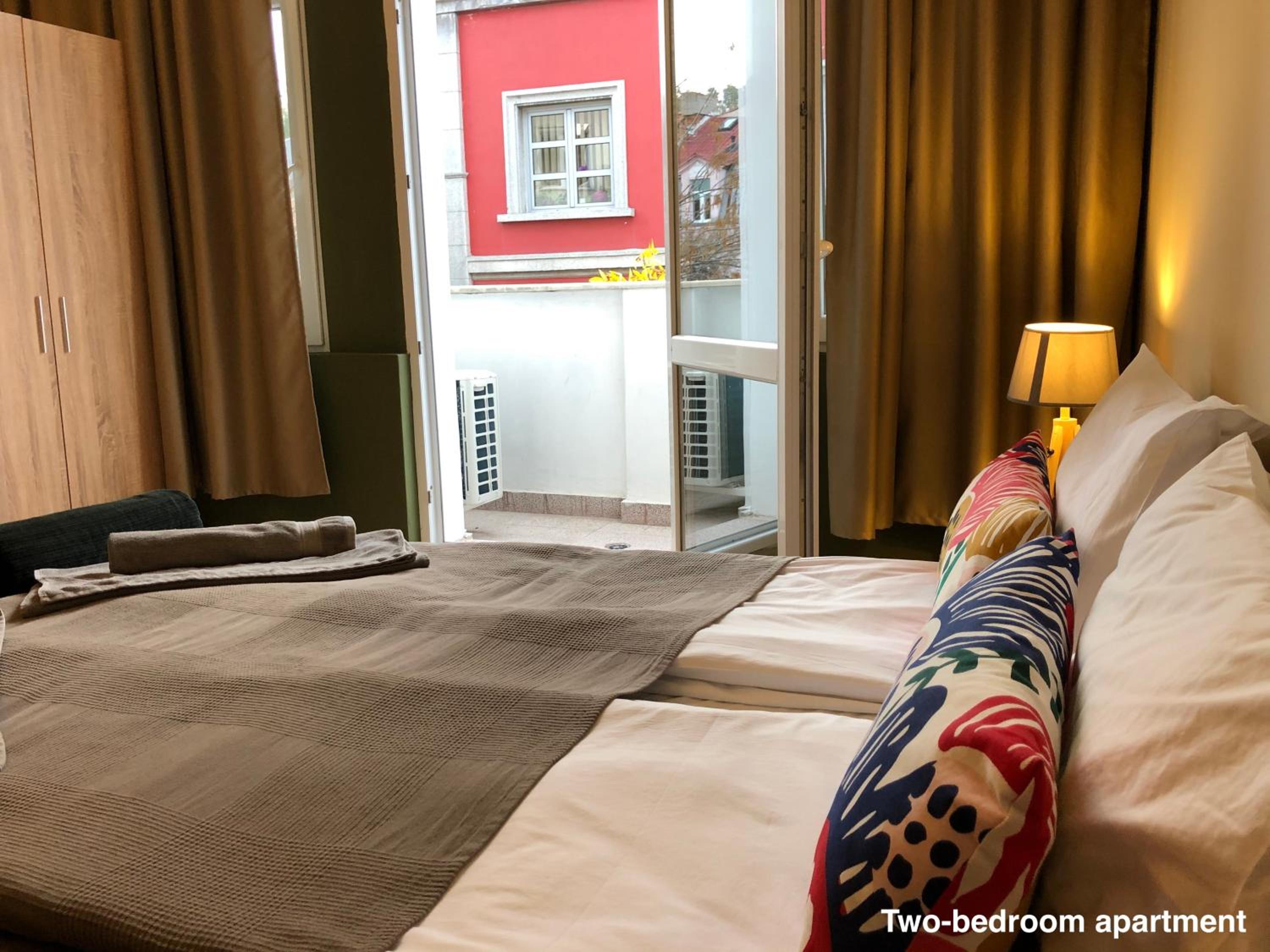 SKYLER GUEST HOUSE