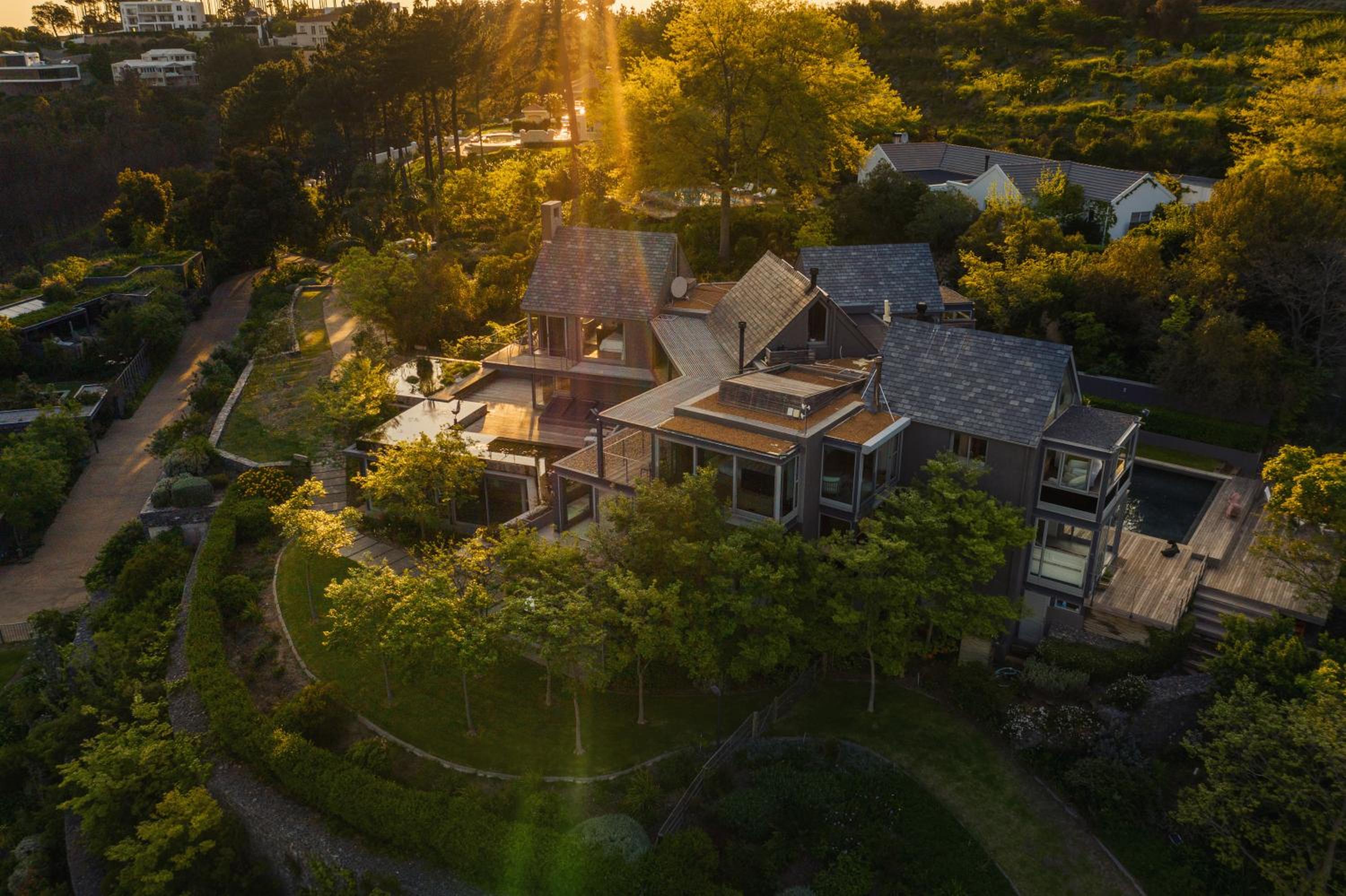 Hotel Spanish Farm Guest Lodge by Raw Africa Collection